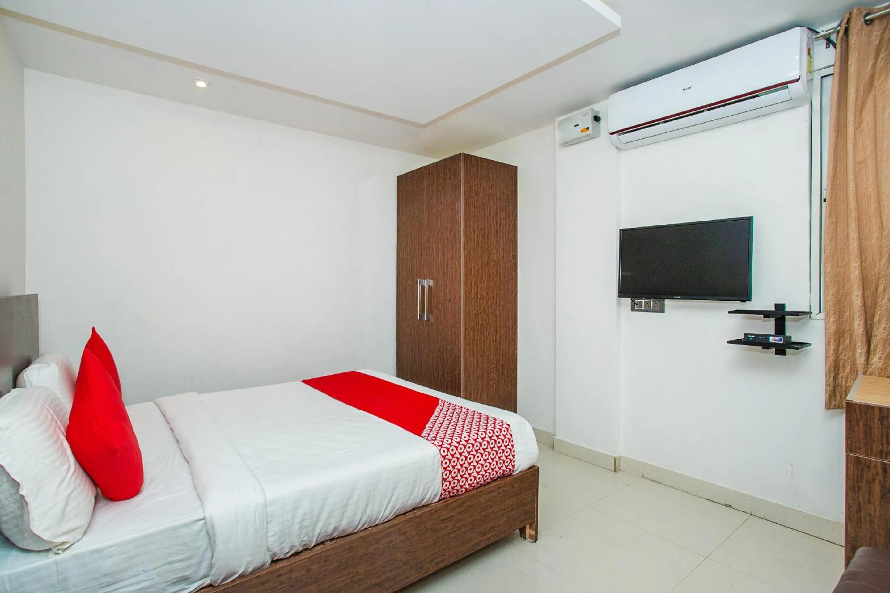 Bedroom, Bed in Hotel O Corner Golf View Near Embassy Golf Link Business Park