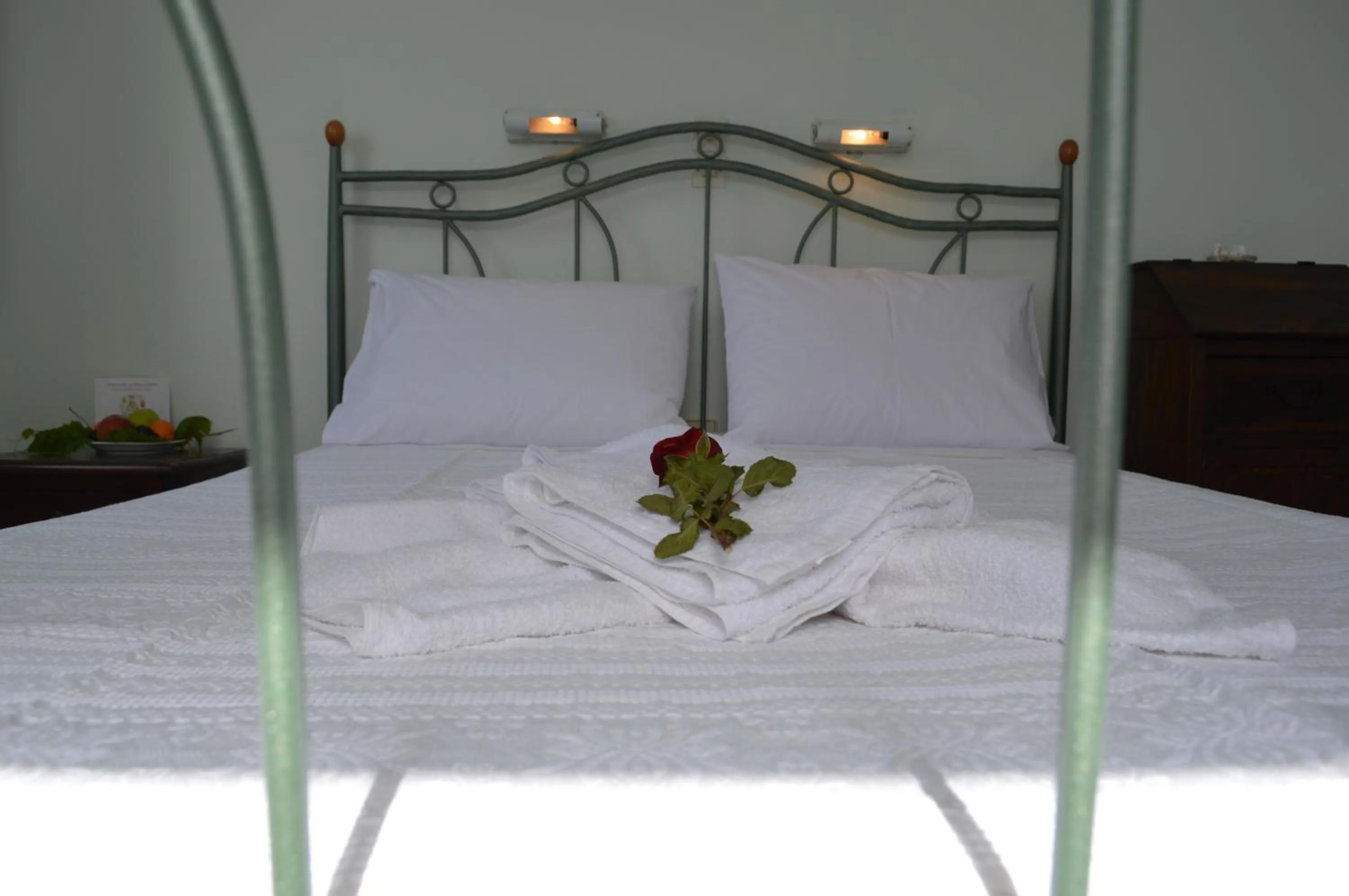 Photo of the whole room, Bed in Aegean Village