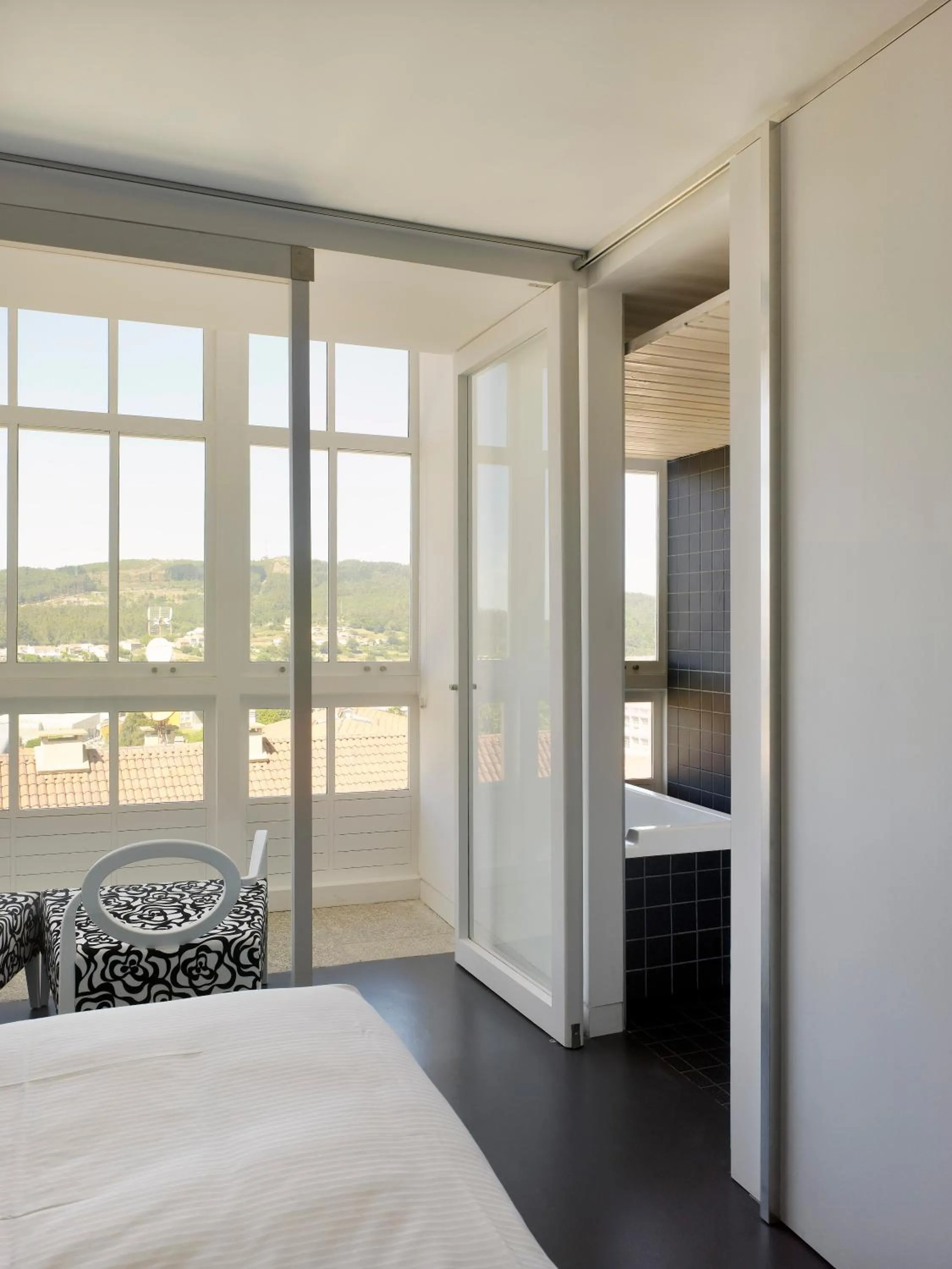 View (from property/room), Bed in Moure Hotel