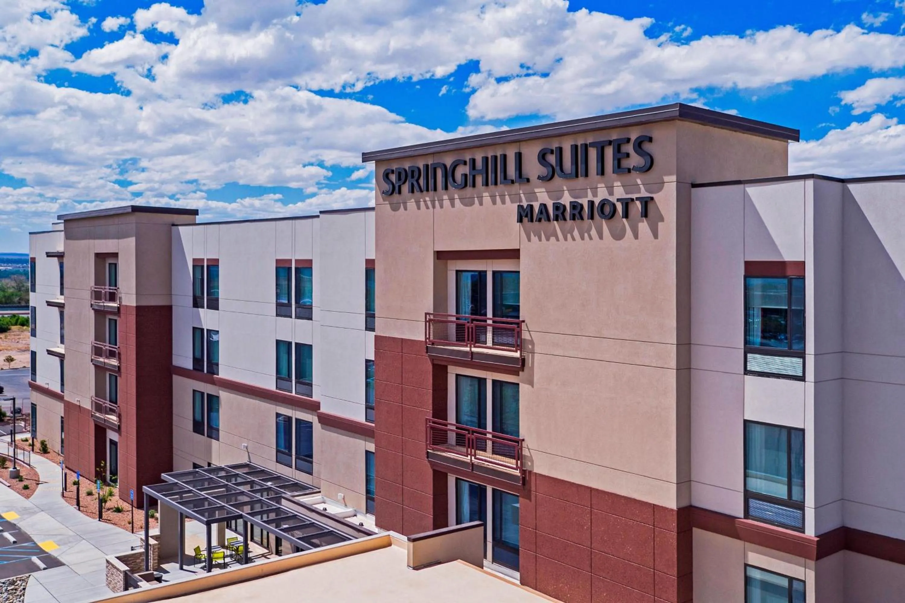 Property building in SpringHill Suites by Marriott Albuquerque North/Journal Center