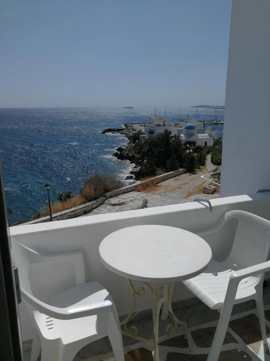 Vrohaki Studios & Rooms