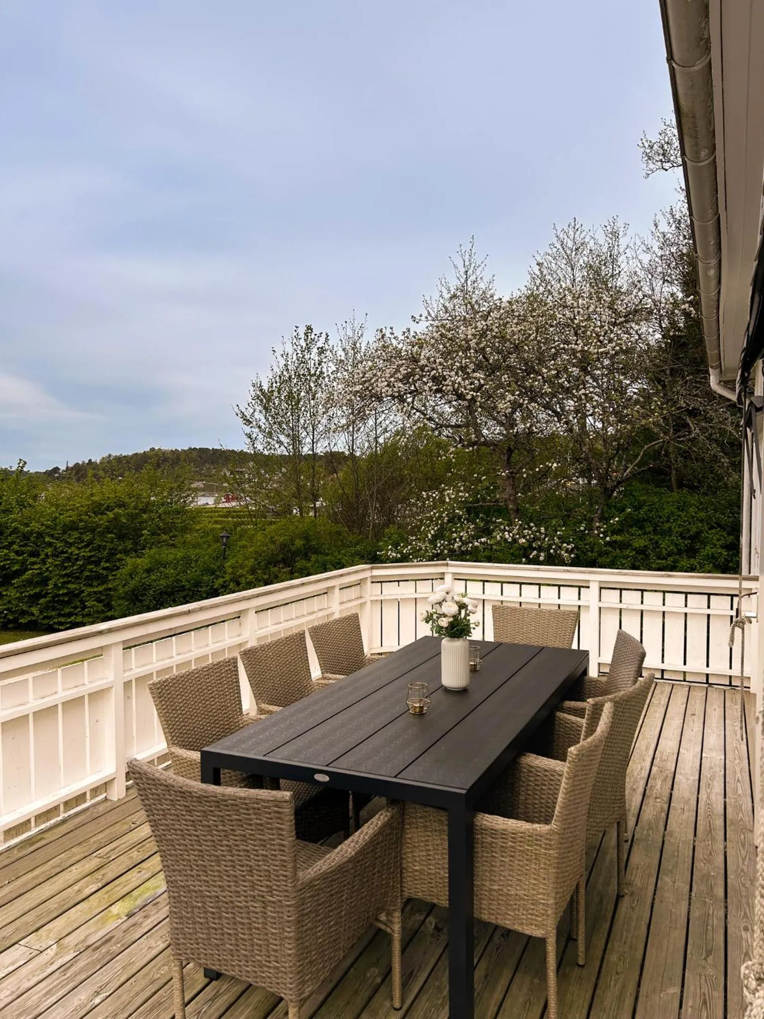 Patio in Lagunen Cottages and Hostel