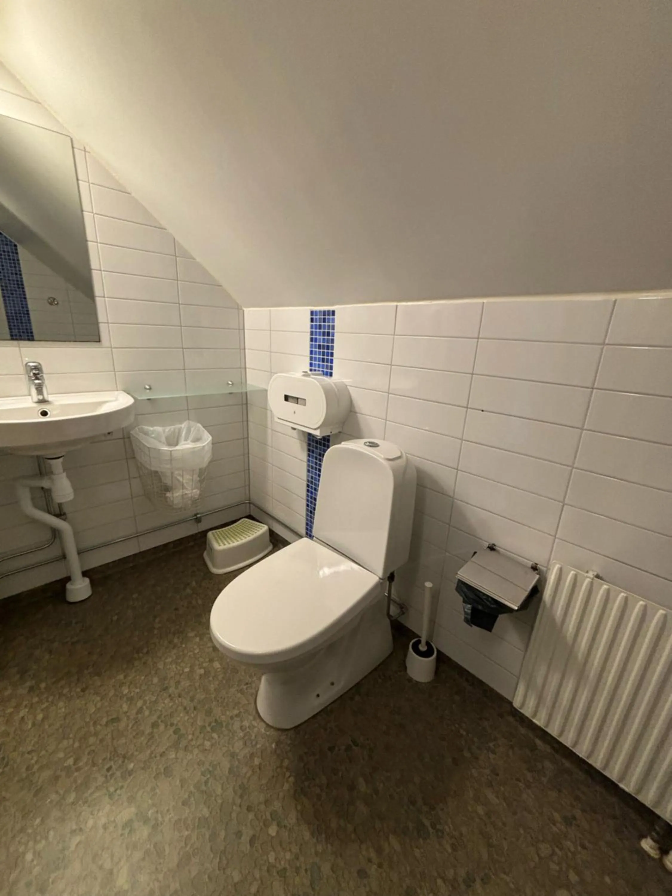 Bathroom in Lagunen Cottages and Hostel