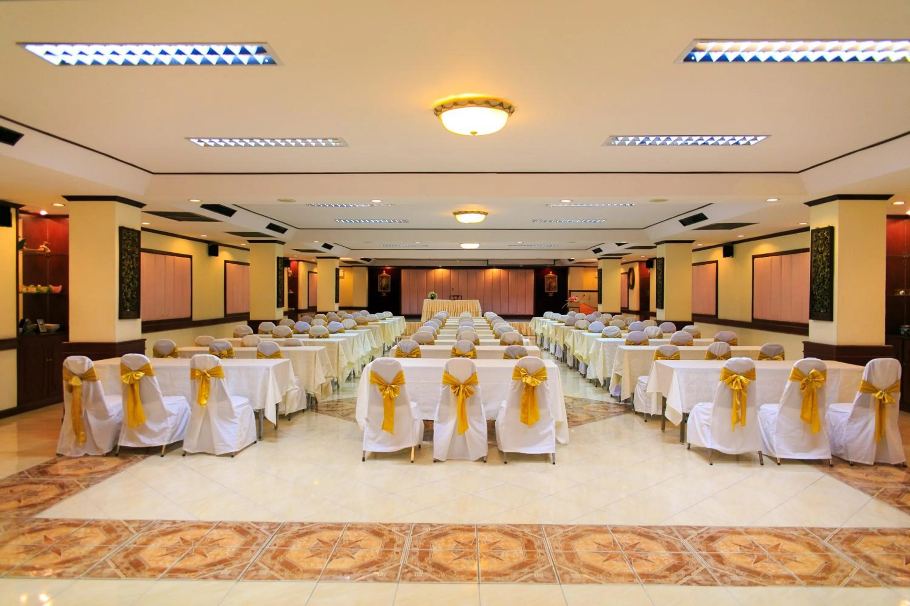 Meeting/conference room in Regent Lodge Lampang