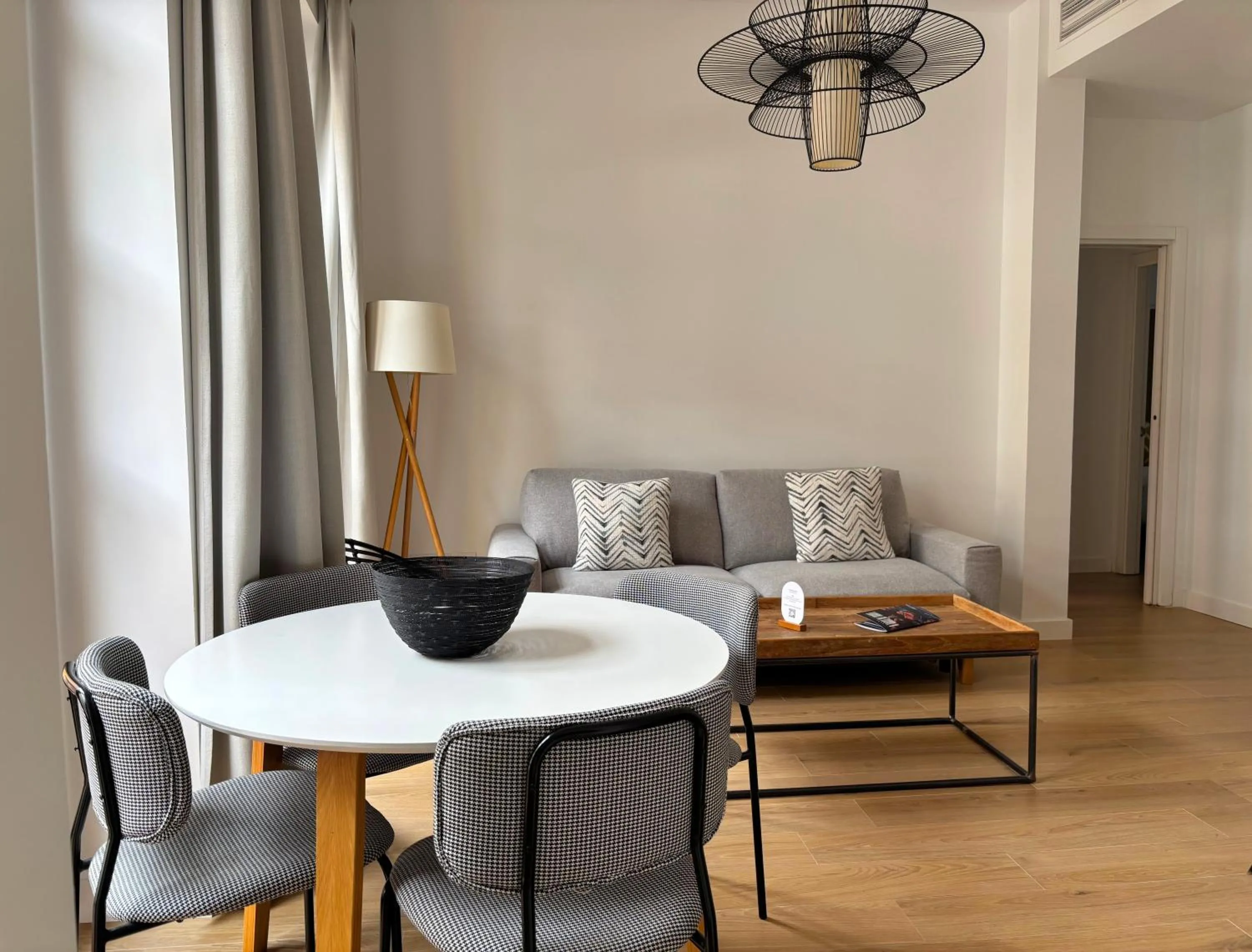 Living room in Apartamentos Core Suite Sevilla