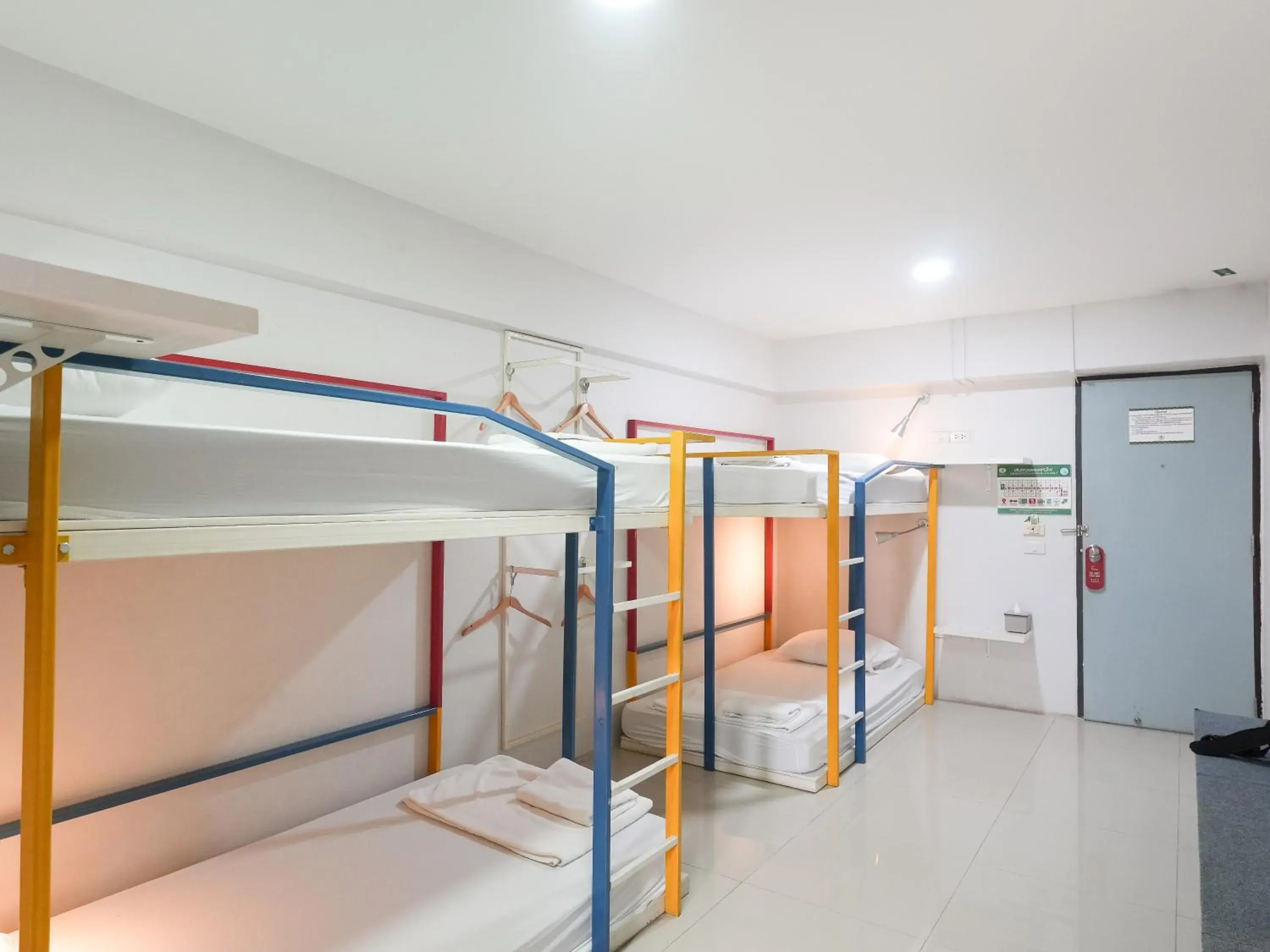 Bed in Regent Ngamwongwan Hotel Bed in Regent Ngamwongwan Hotel