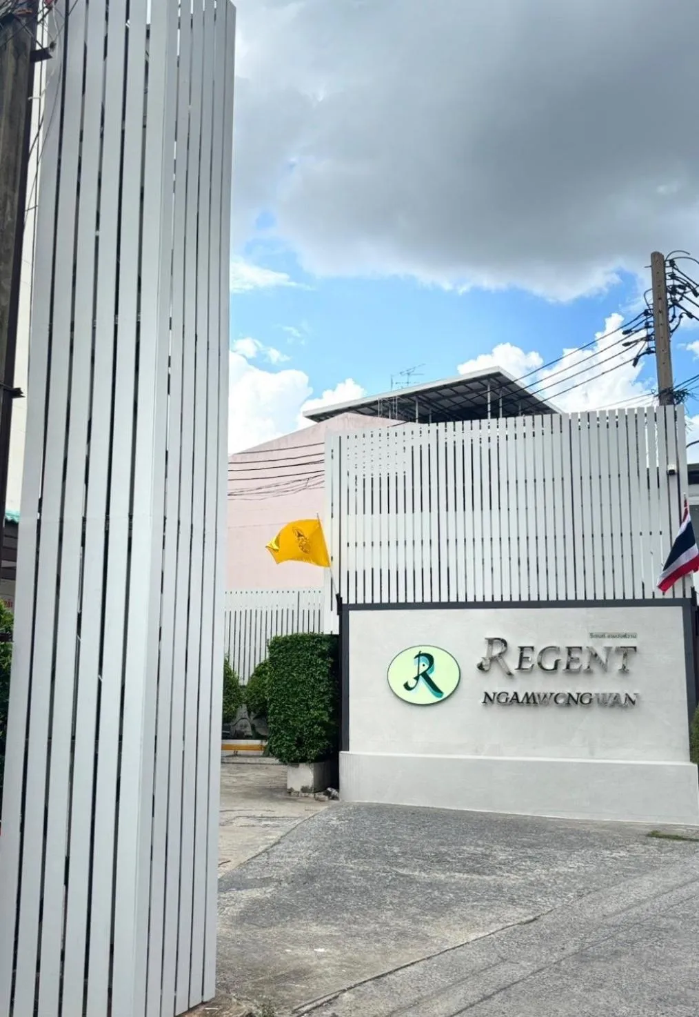 Regent Ngamwongwan Hotel