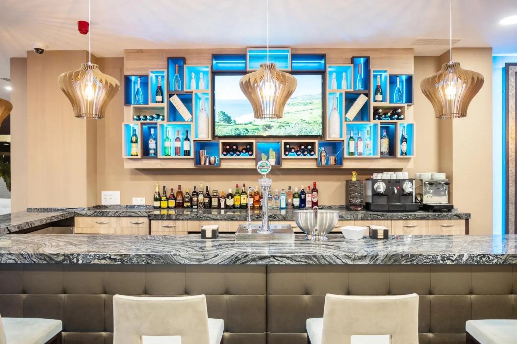 Lounge or bar in Hotel Admiral San Roque Lounge or bar in Hotel Admiral San Roque