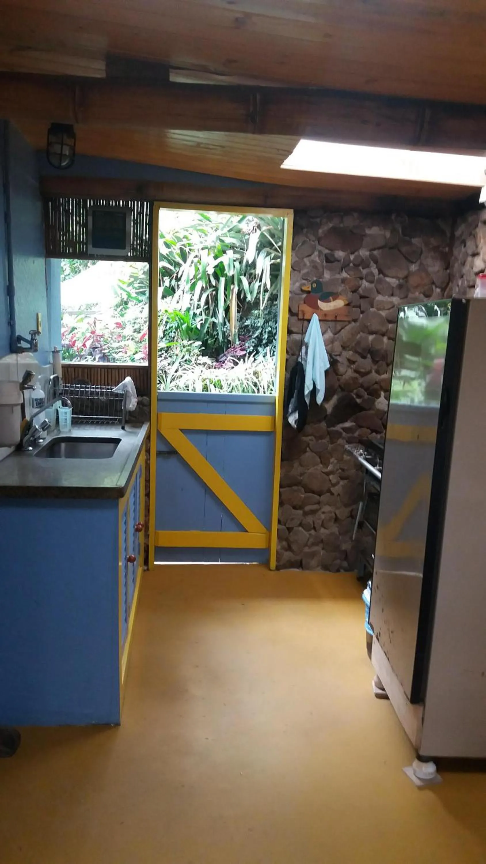 Kitchen or kitchenette in Chales Bamboo Jungle