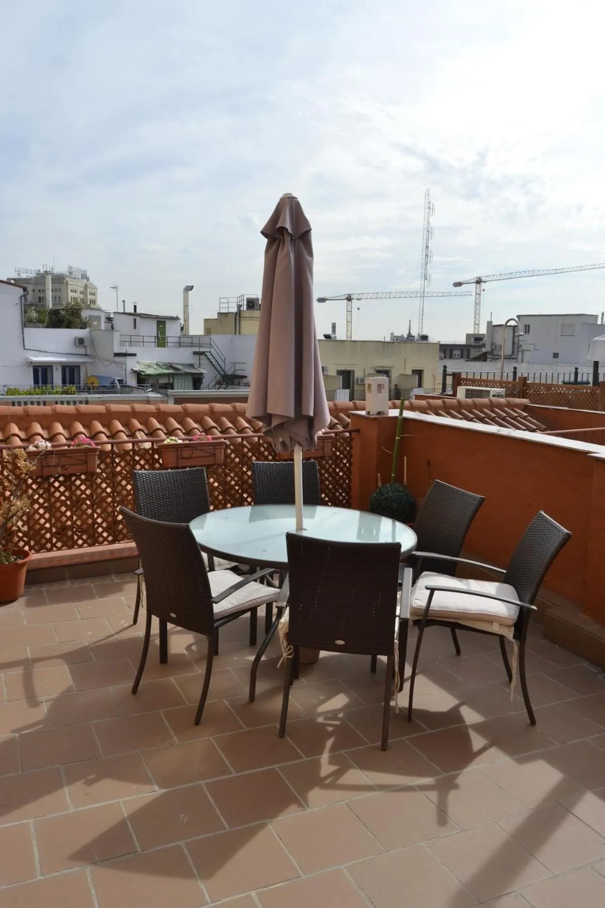 New Point Madrid Apartments