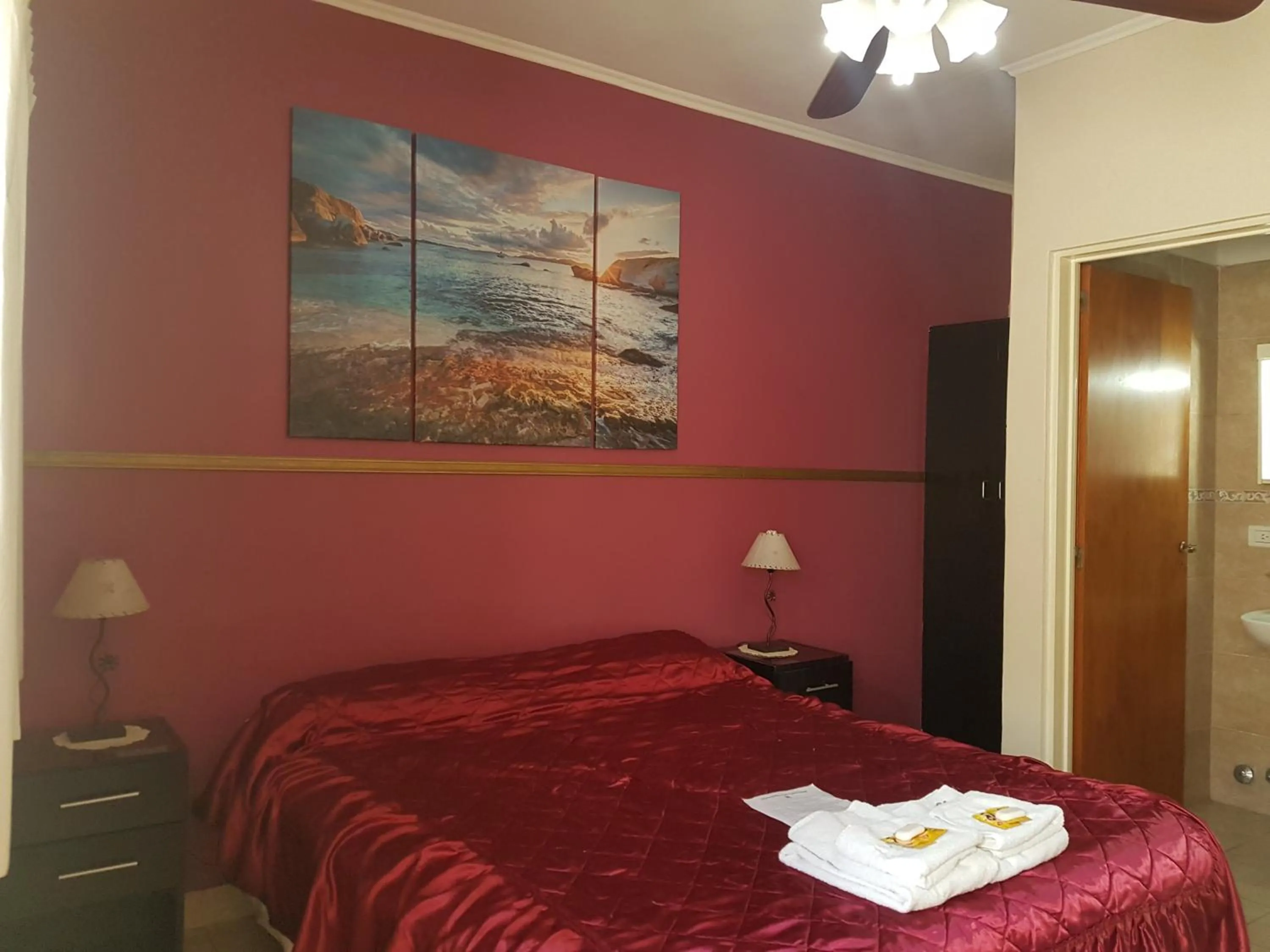 Photo of the whole room, Bed in San Carlos Hotel