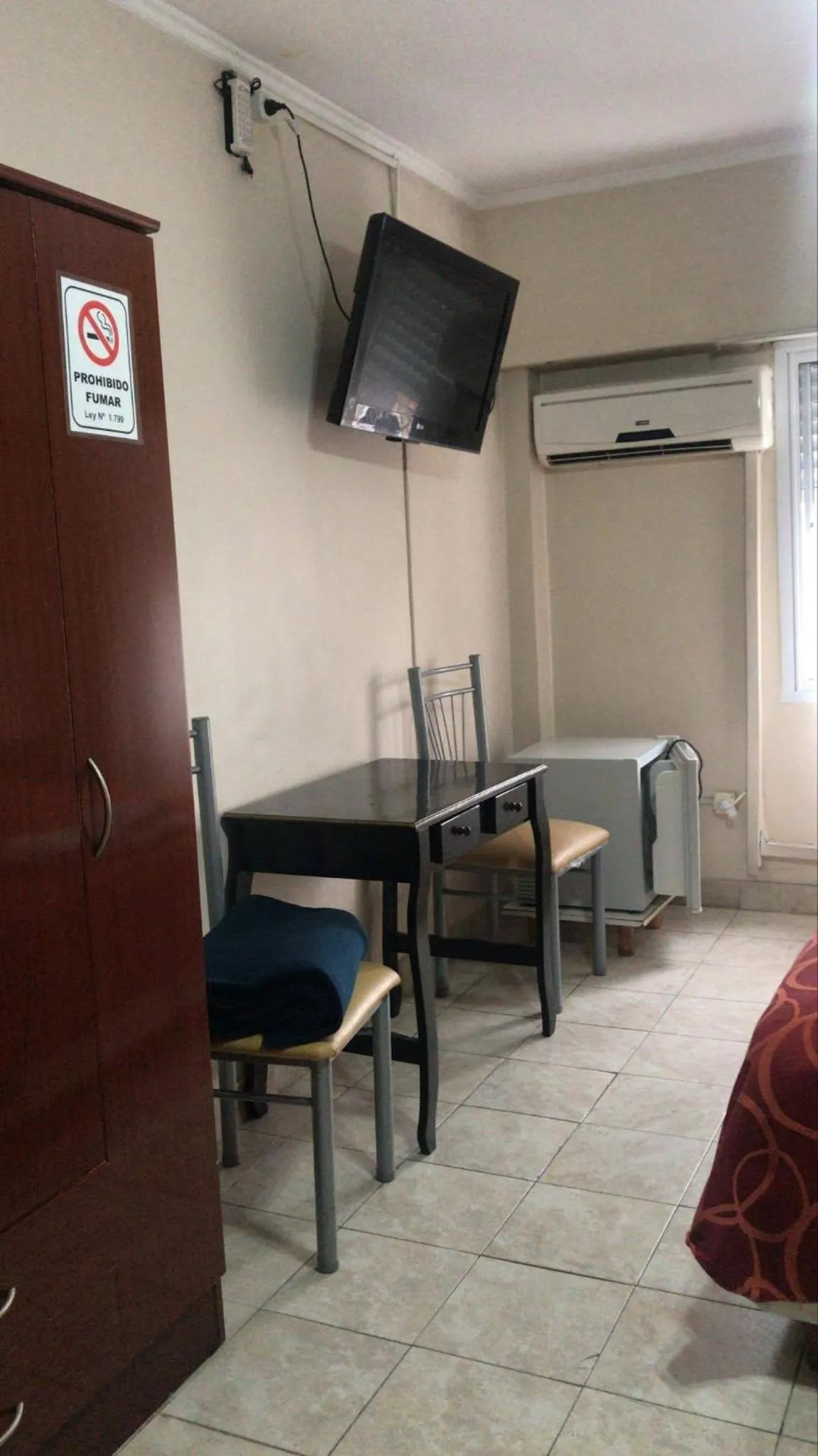 Bedroom in San Carlos Hotel