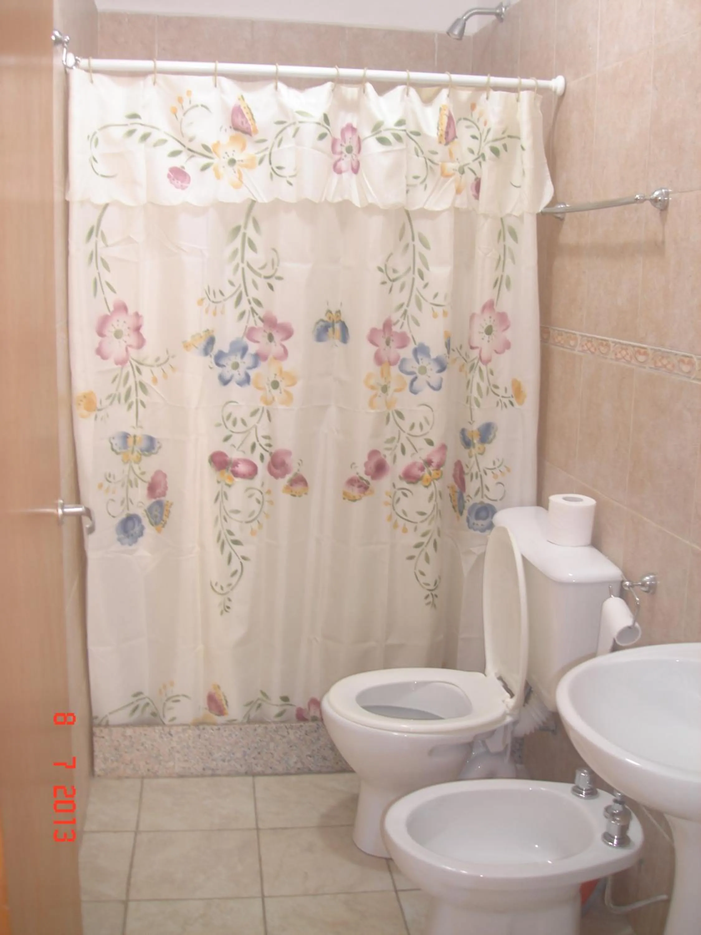 Bathroom in San Carlos Hotel