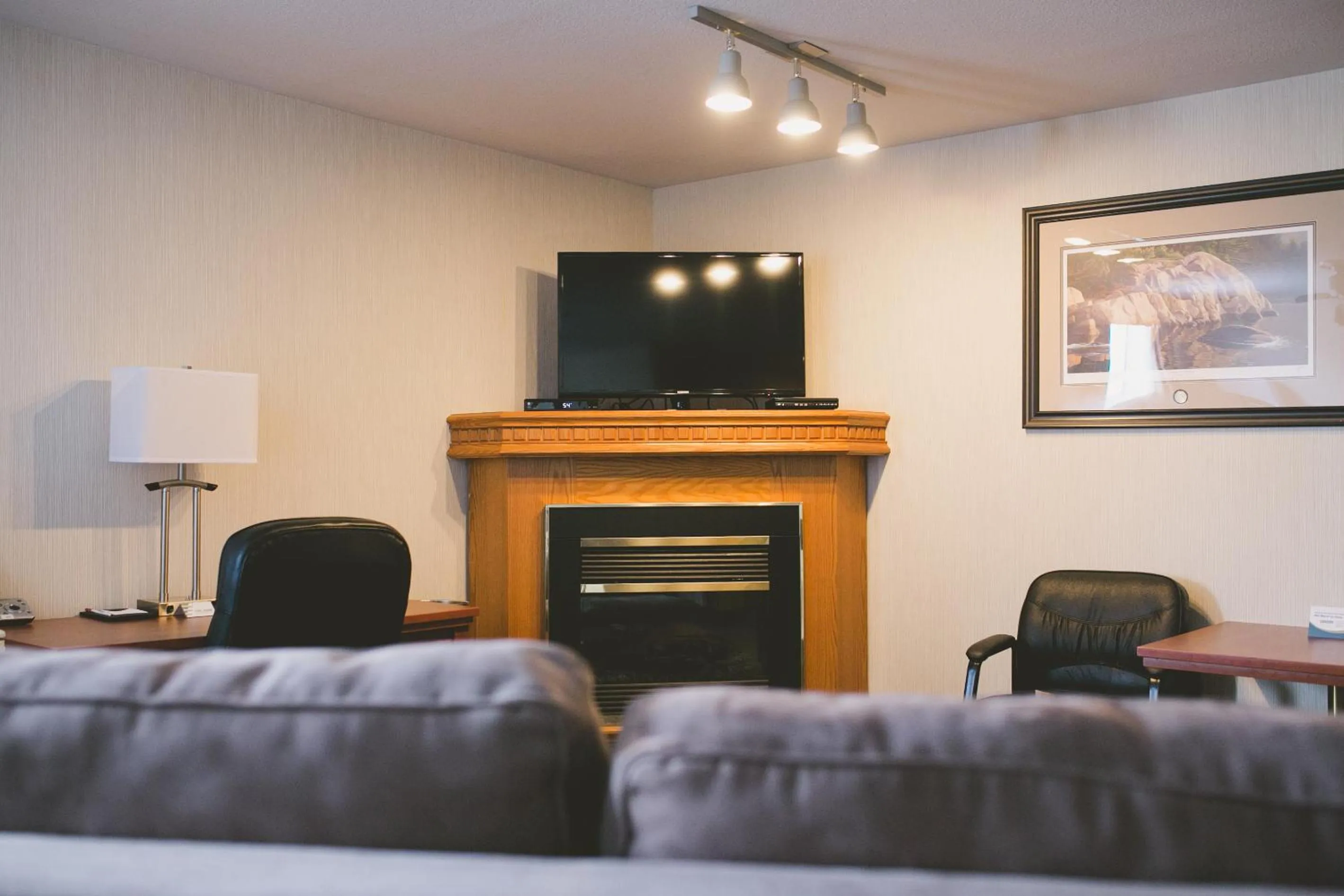 TV and multimedia in Victoria Inn Flin Flon