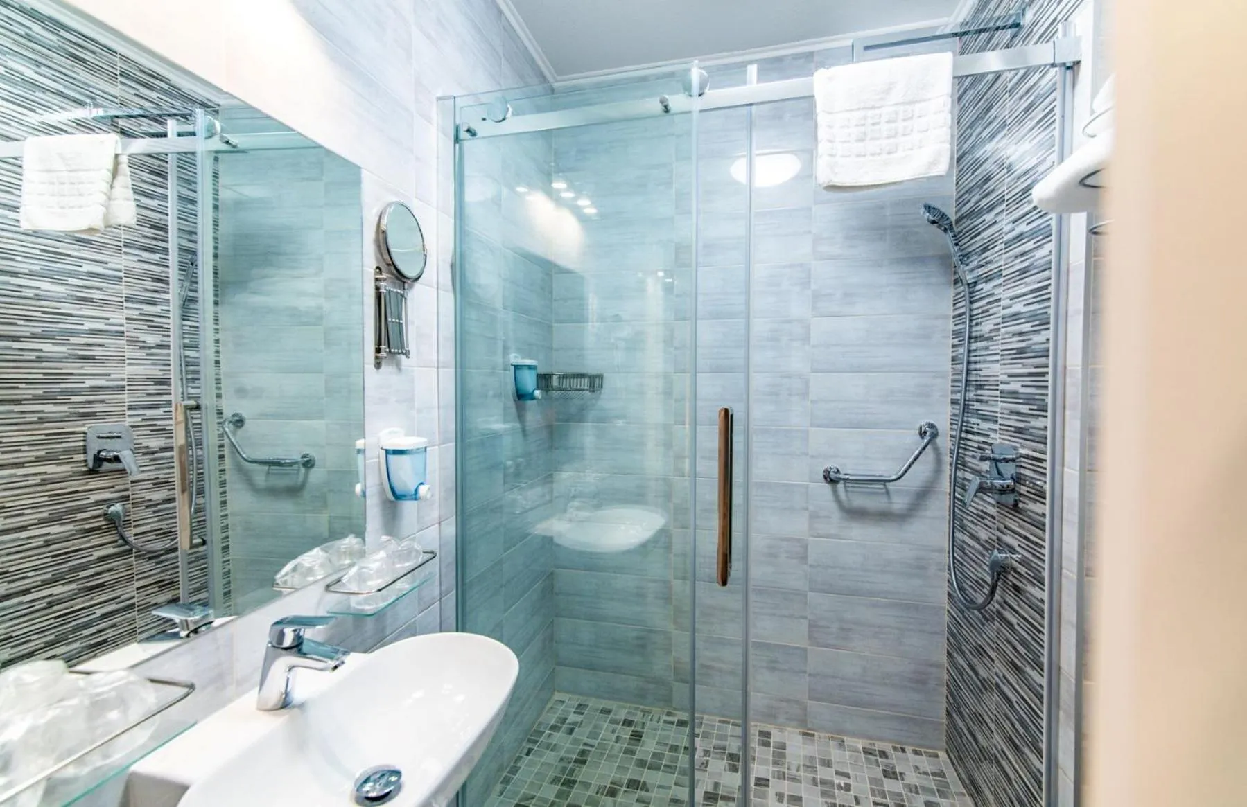 Bathroom in Hotel Jogar