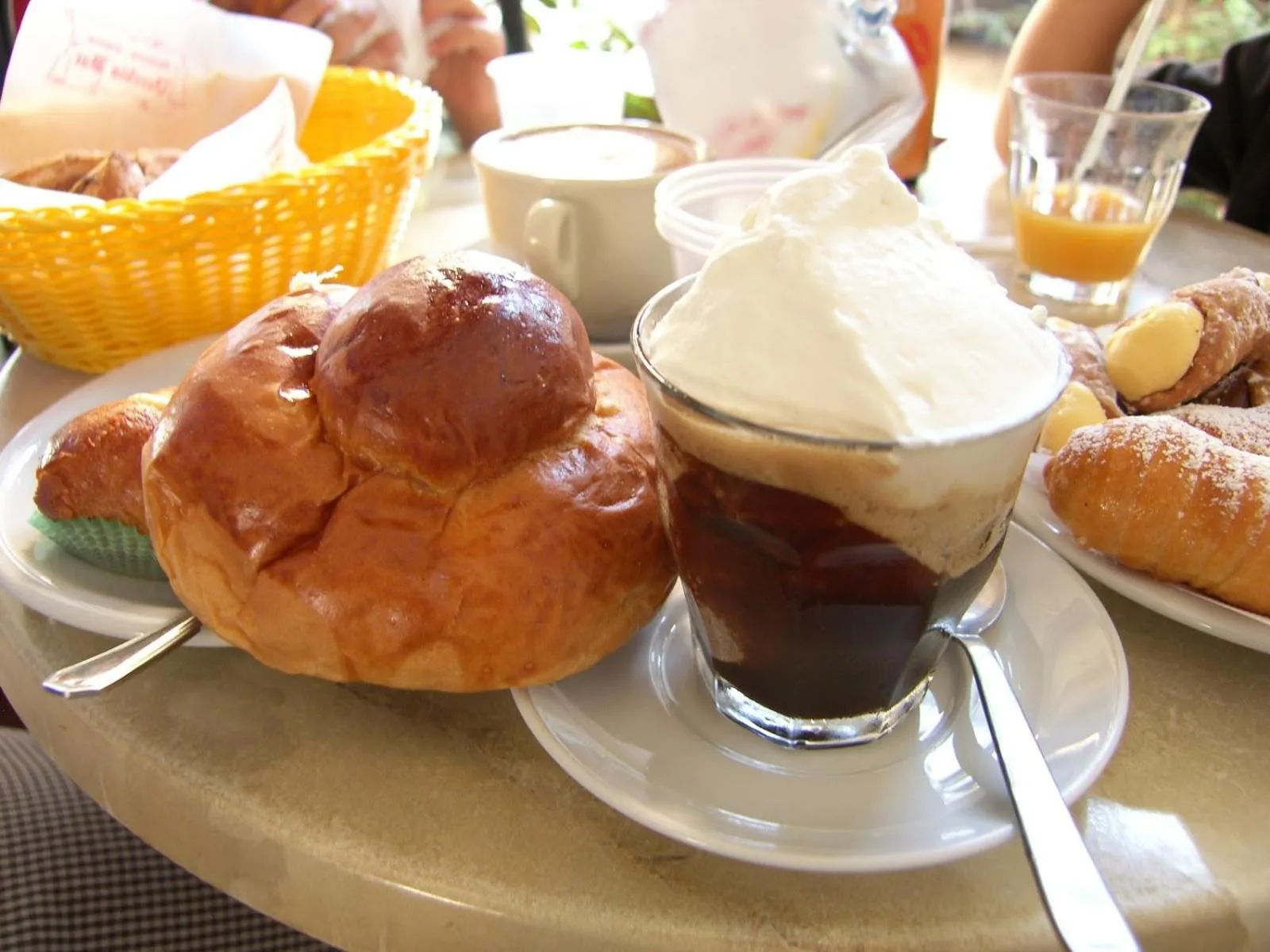 Italian breakfast in Casa Stone Milazzo B&B