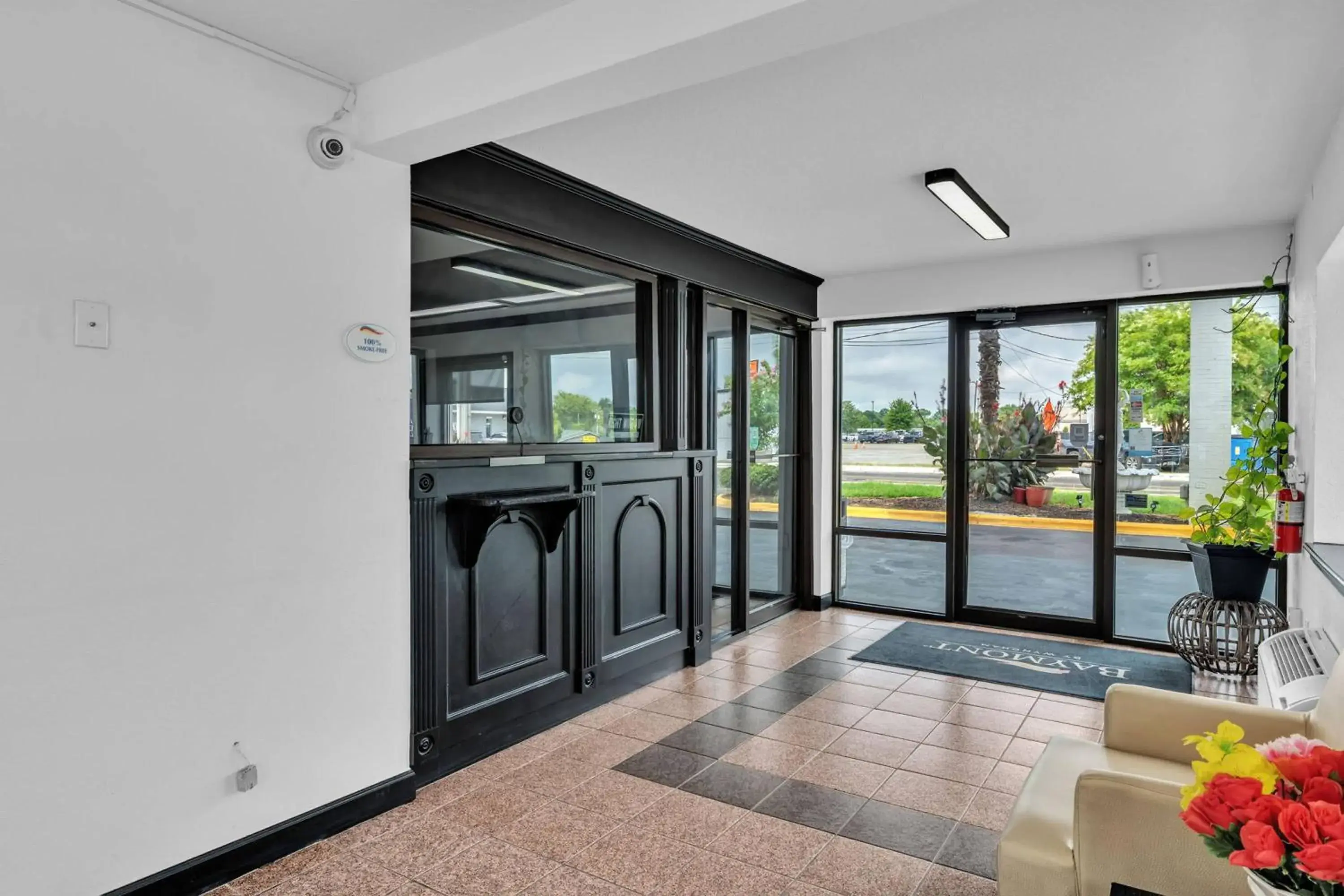 Lobby or reception in Baymont by Wyndham Rock Hill Lobby or reception in Baymont by Wyndham Rock Hill