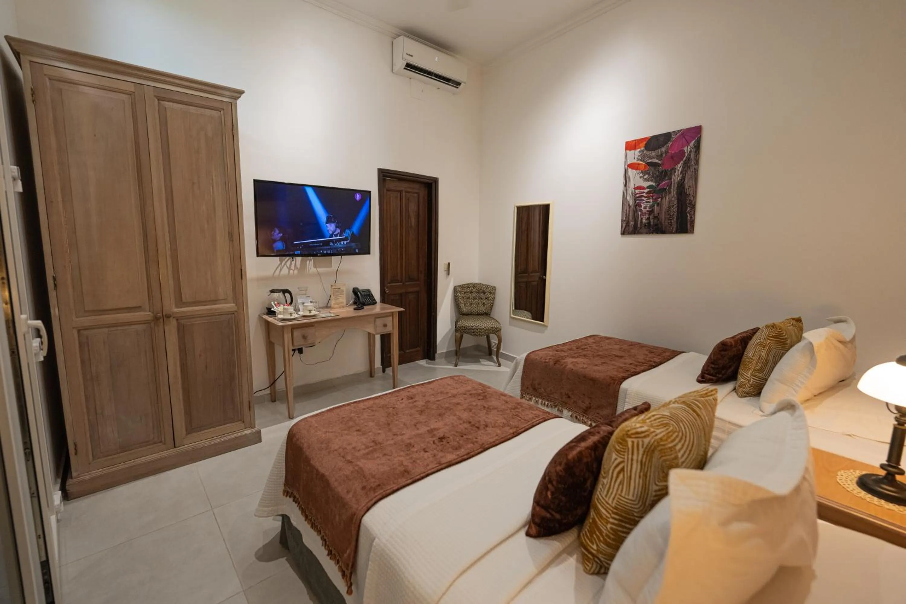 furniture, Bed in Hotel Casa La Fe