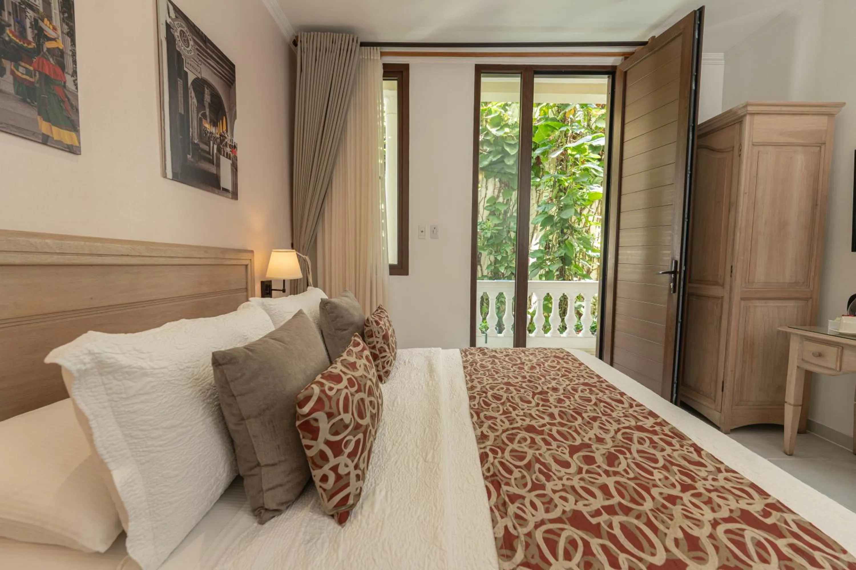 View (from property/room), Bed in Hotel Casa La Fe