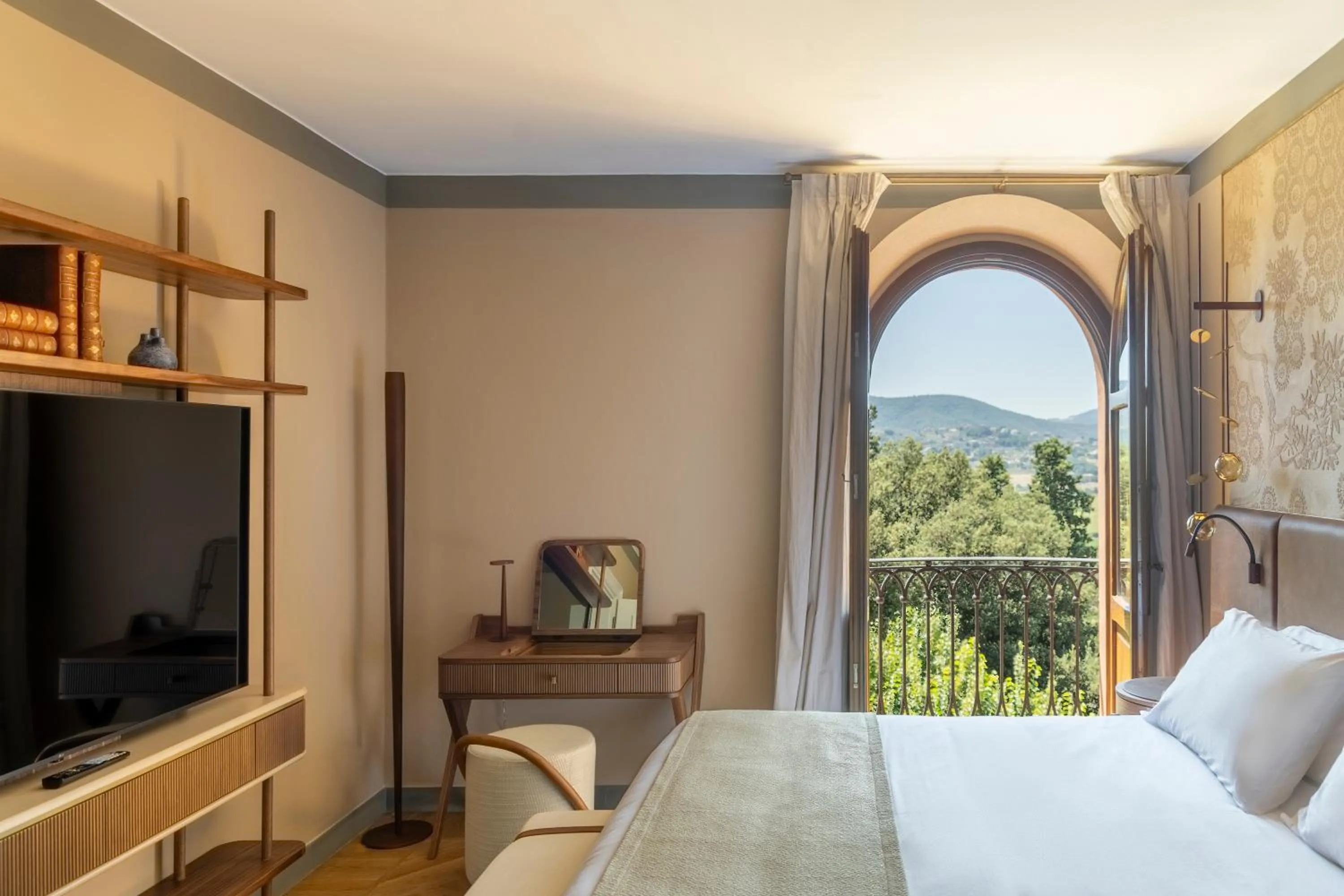 Bedroom, Bed in Borgo Dei Conti Resort Relais & Chateaux