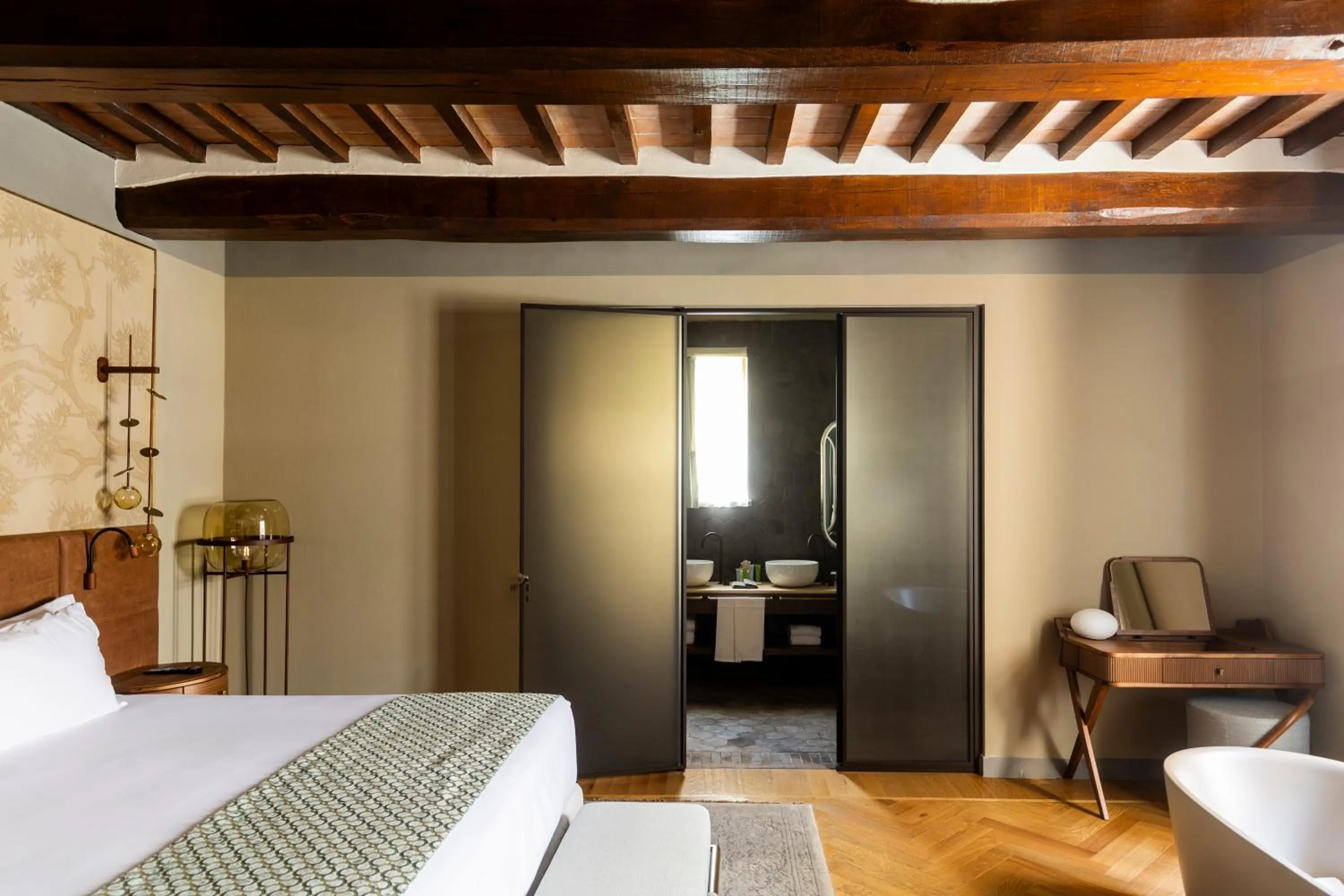 Bedroom, Bed in Borgo Dei Conti Resort Relais & Chateaux