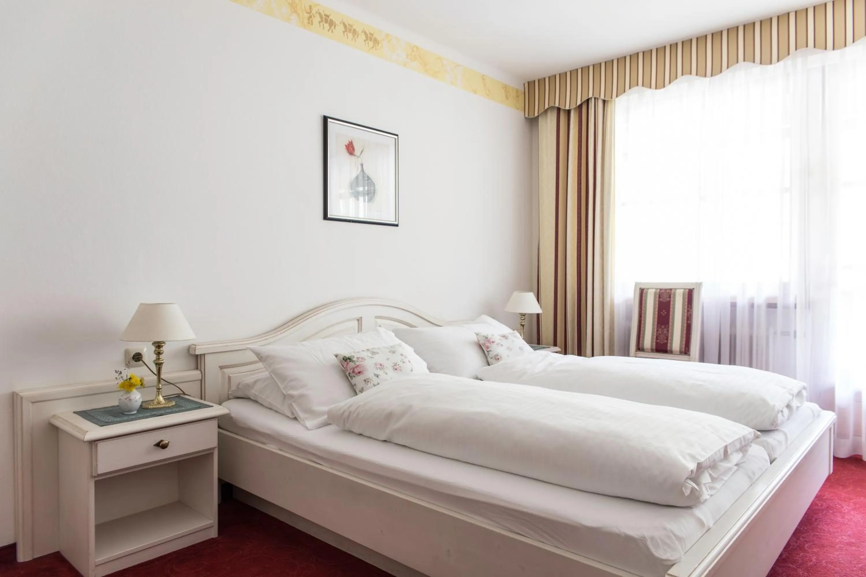 Bedroom, Bed in Gasthof Andrelwirt Rauris