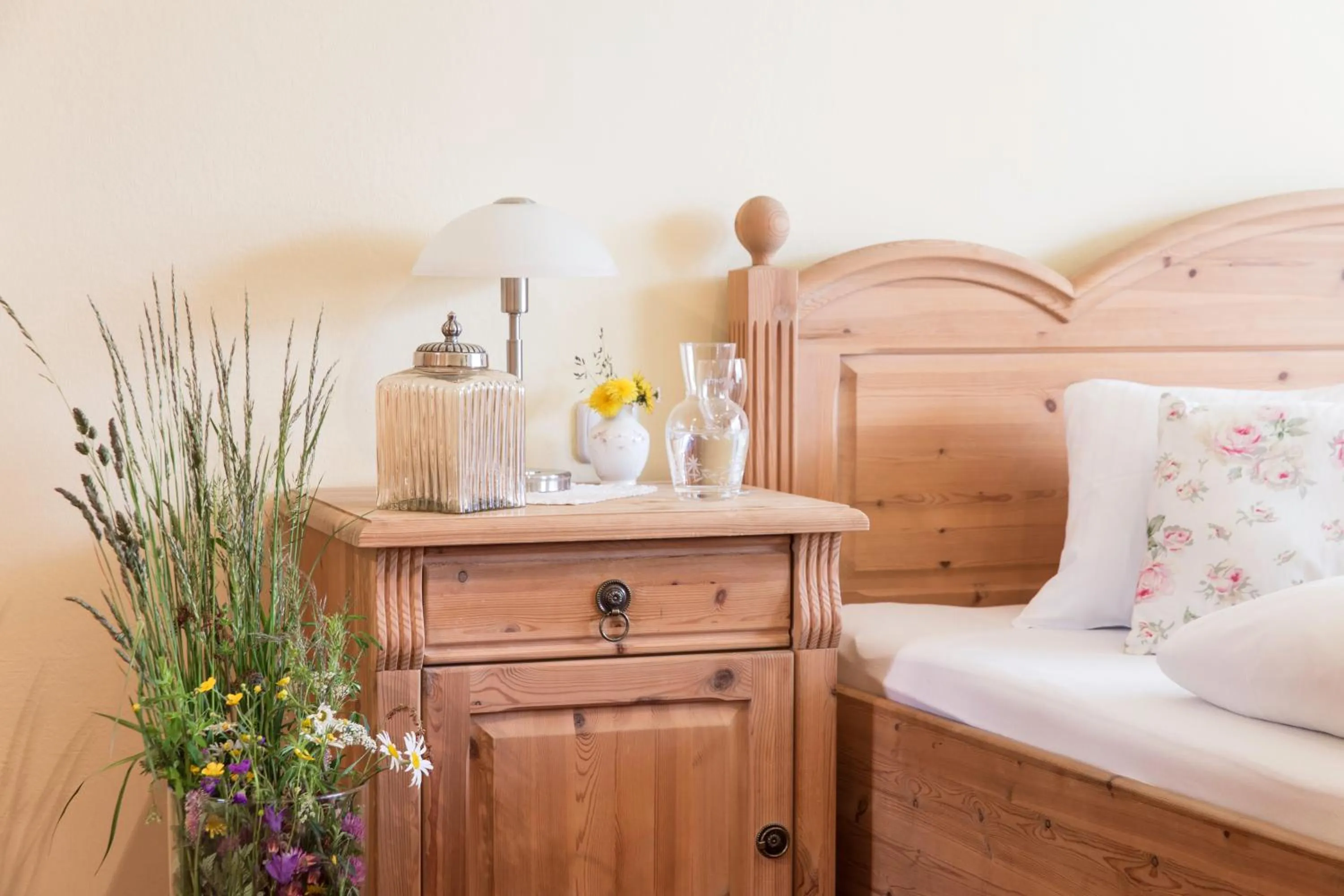 Bed in Gasthof Andrelwirt Rauris