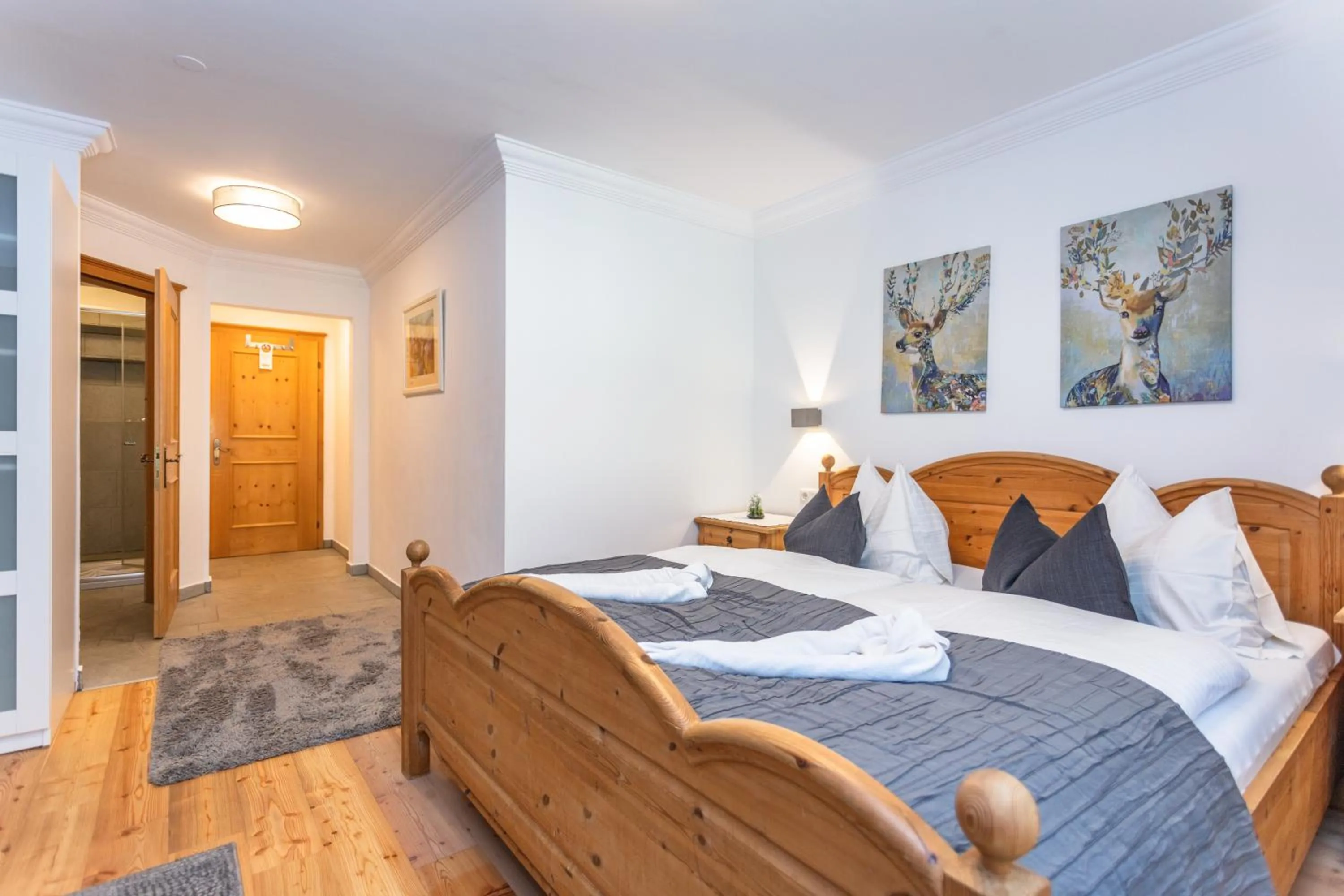 Photo of the whole room, Bed in Gasthof Andrelwirt Rauris