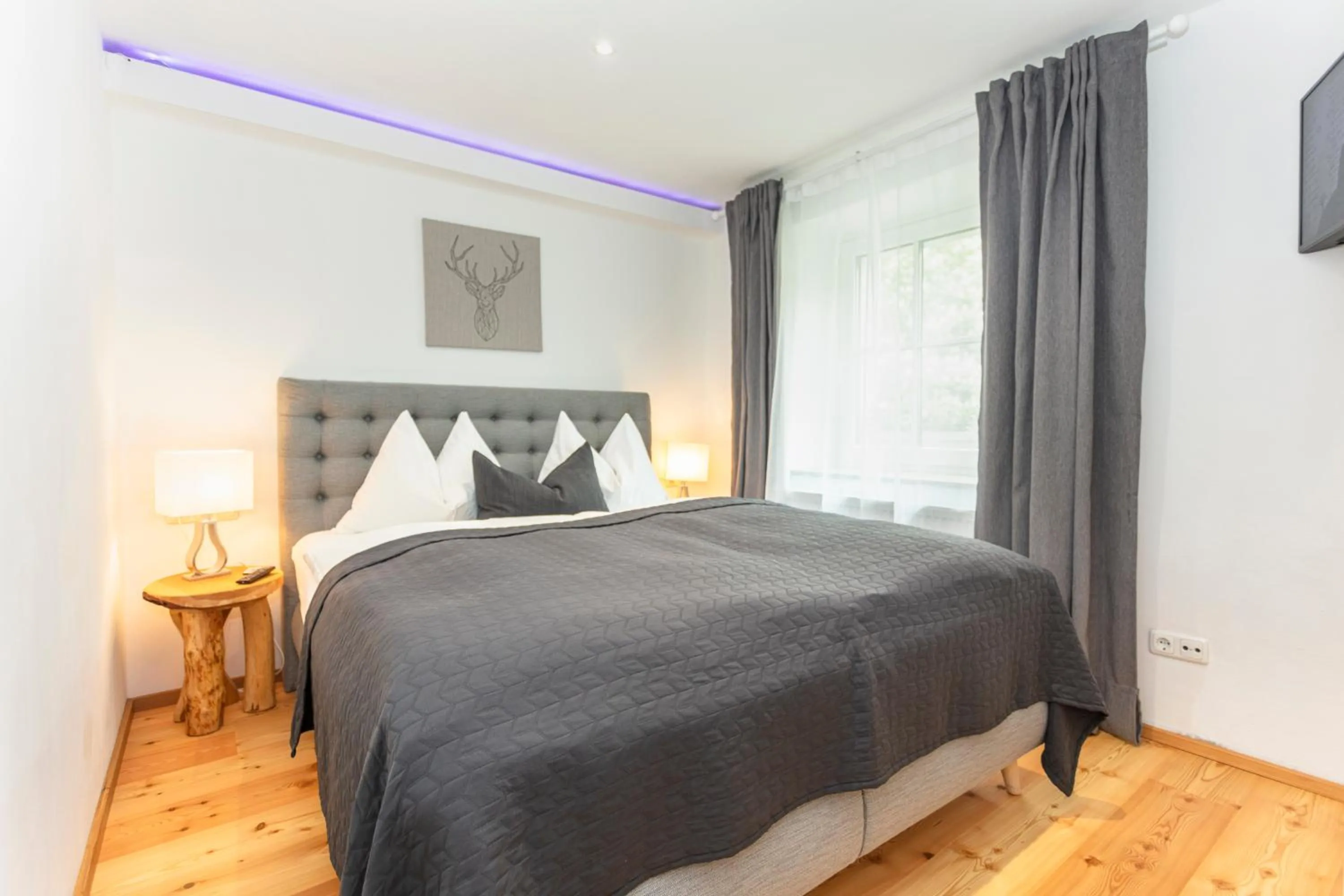 Bedroom, Bed in Gasthof Andrelwirt Rauris