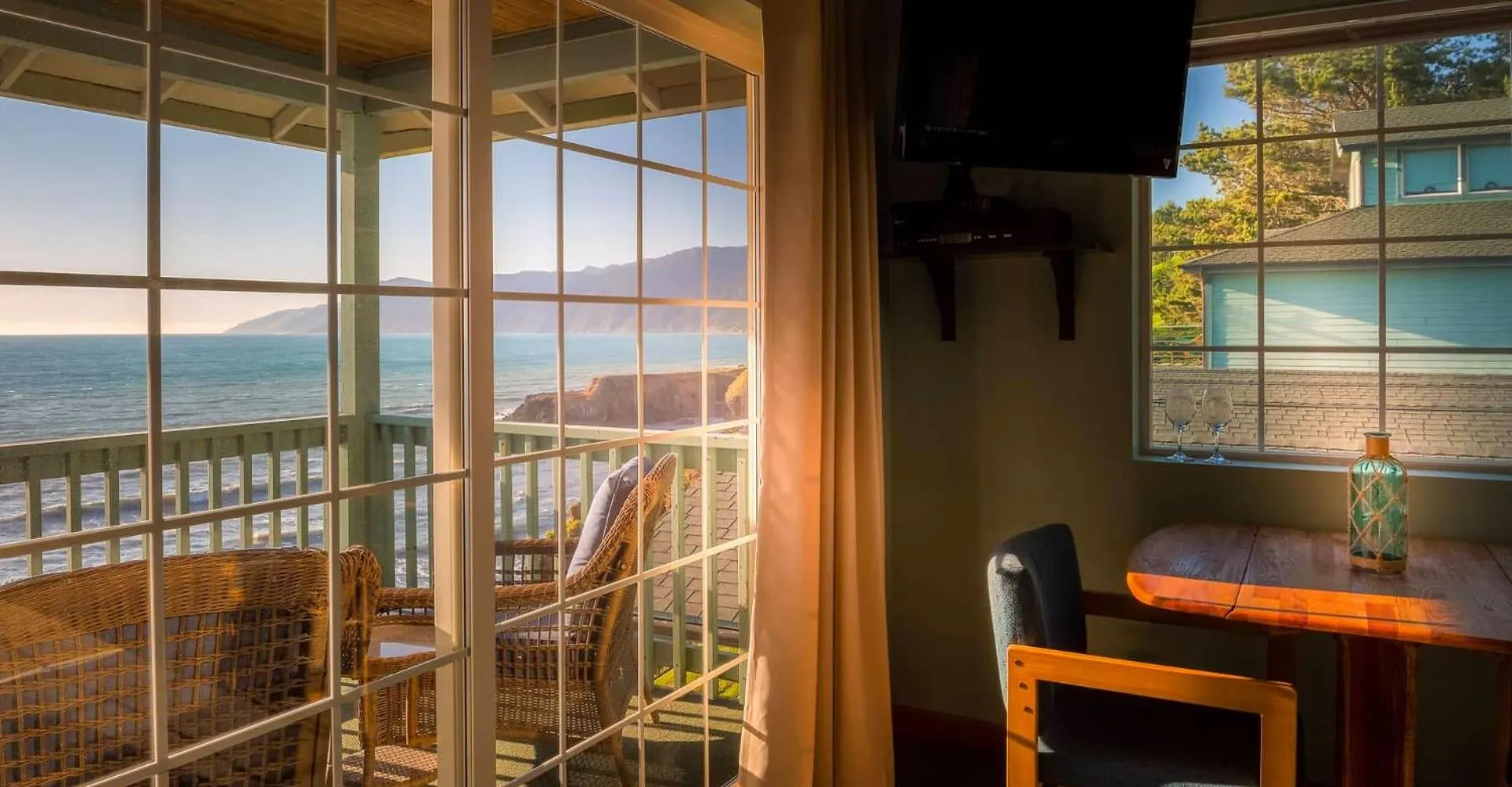 Balcony/Terrace in Inn of the Lost Coast