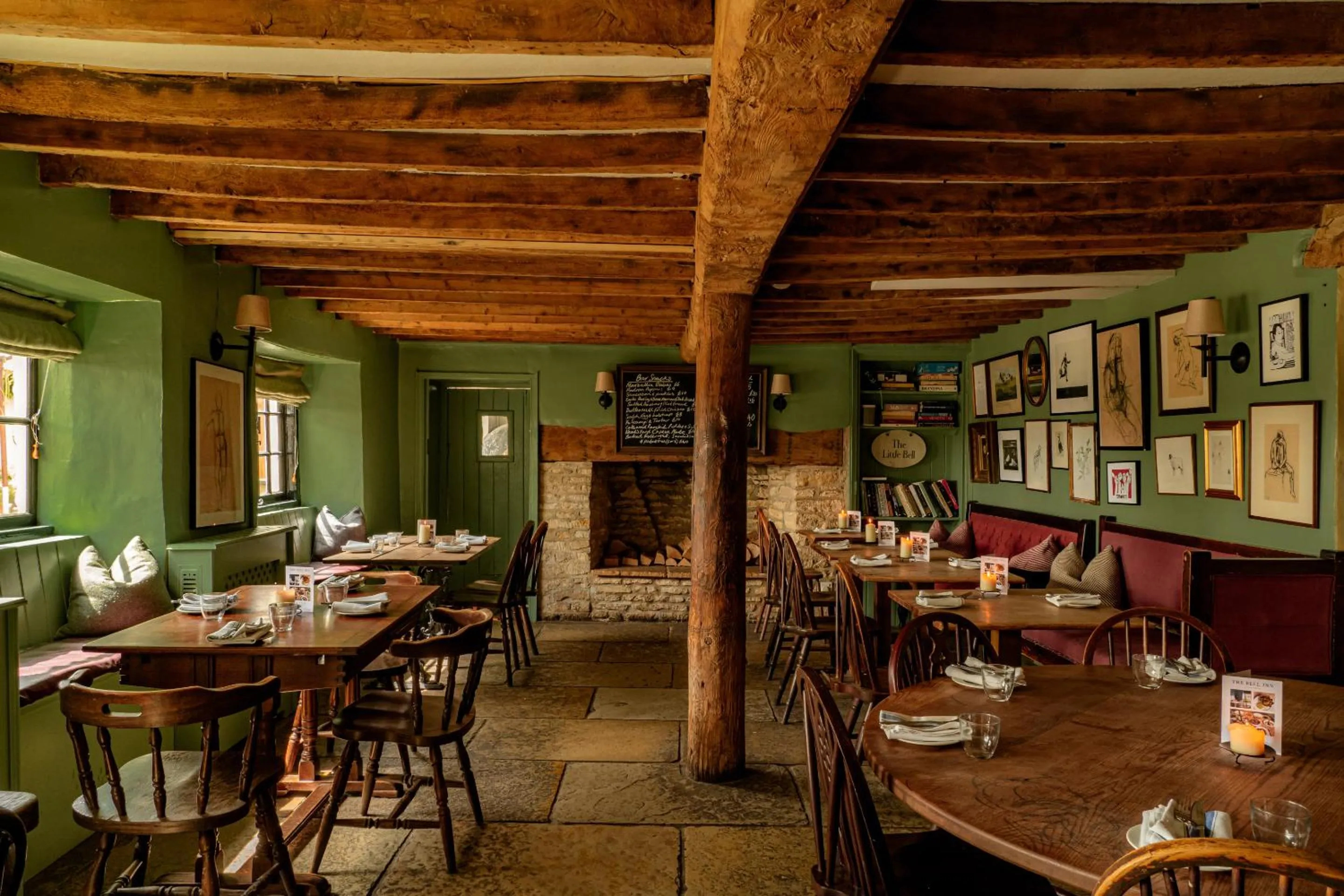 Dining area in The Bell Inn