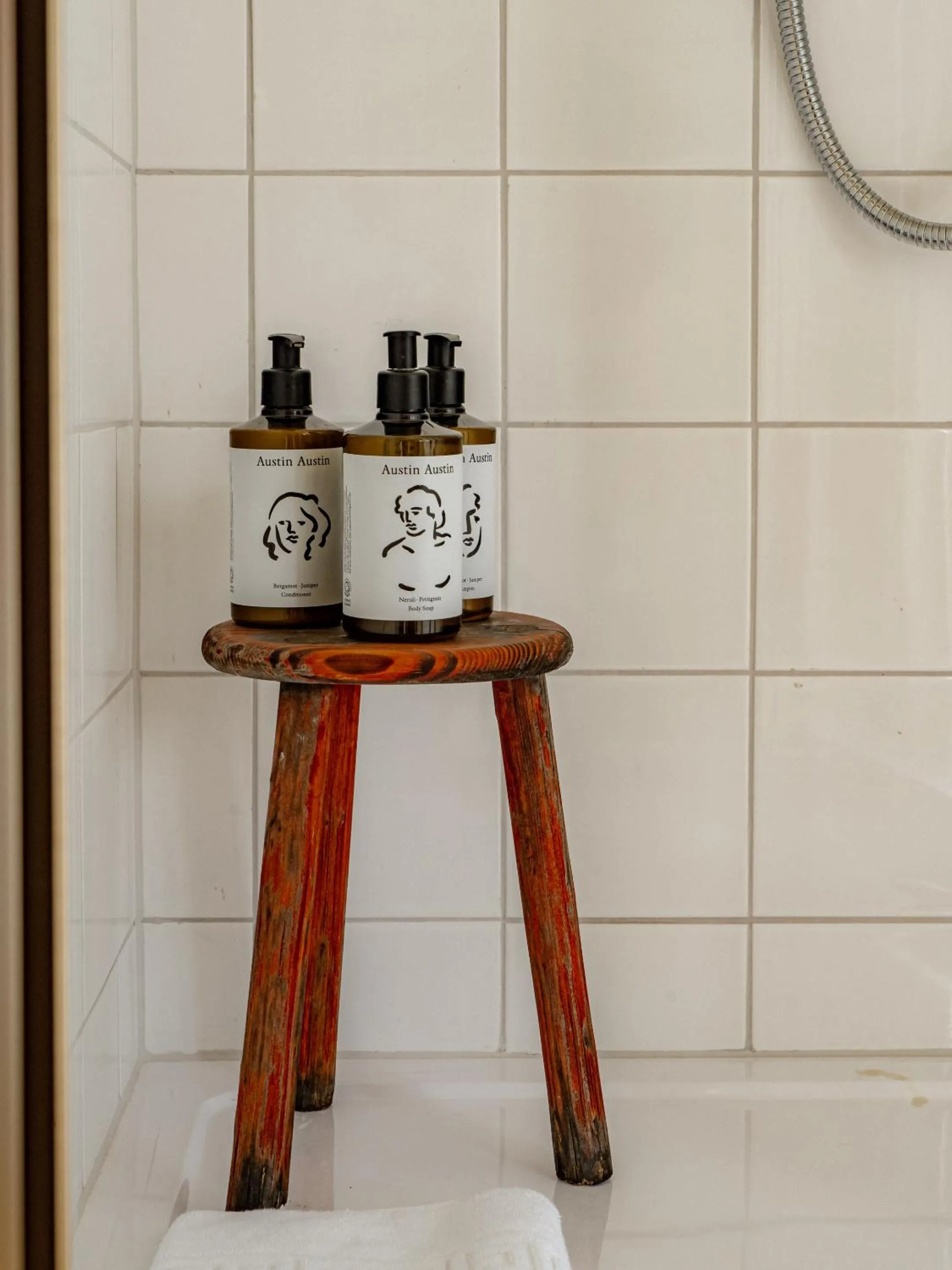 Bathroom in The Bell Inn