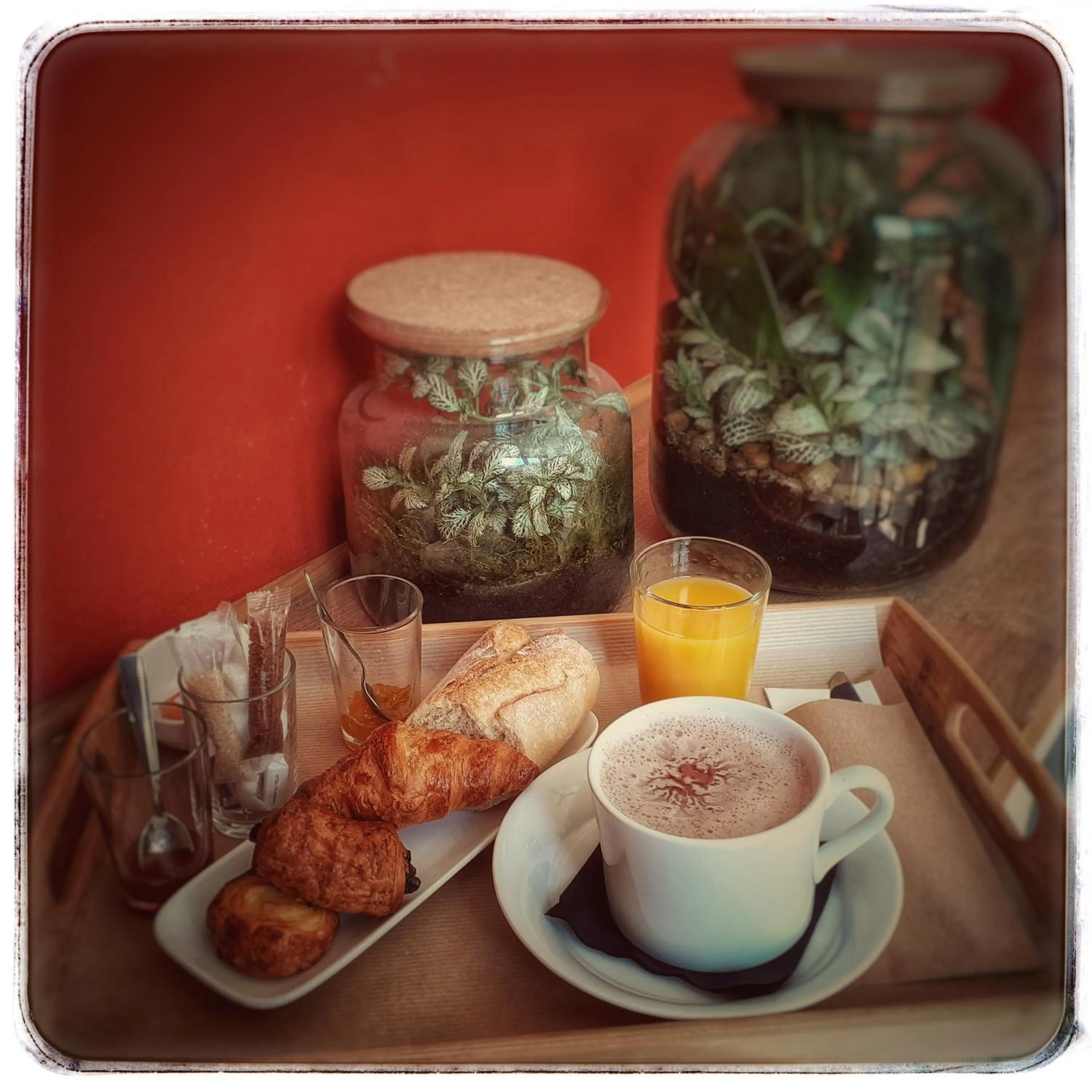 Food and drinks in L'Instant Sévigné