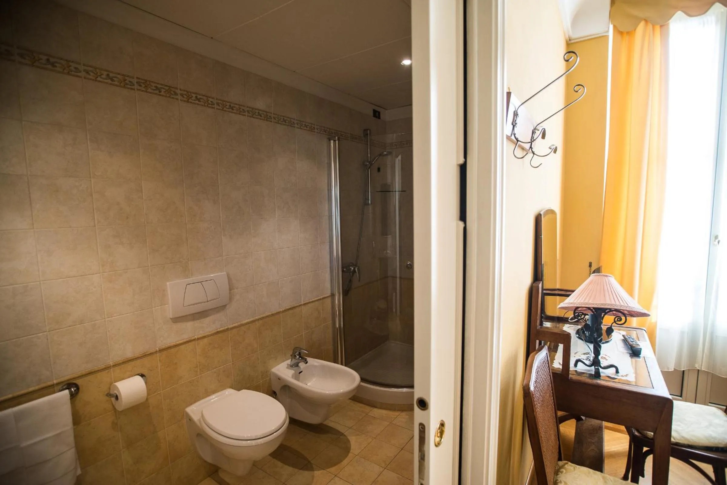 Bathroom in Hotel Olivedo