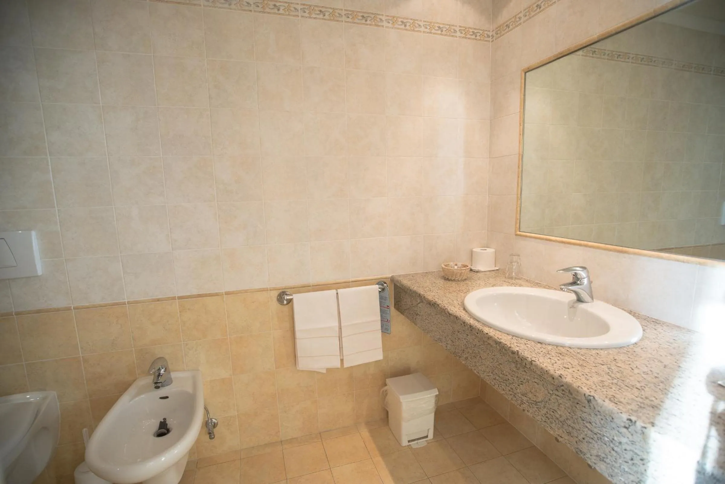 Bathroom in Hotel Olivedo