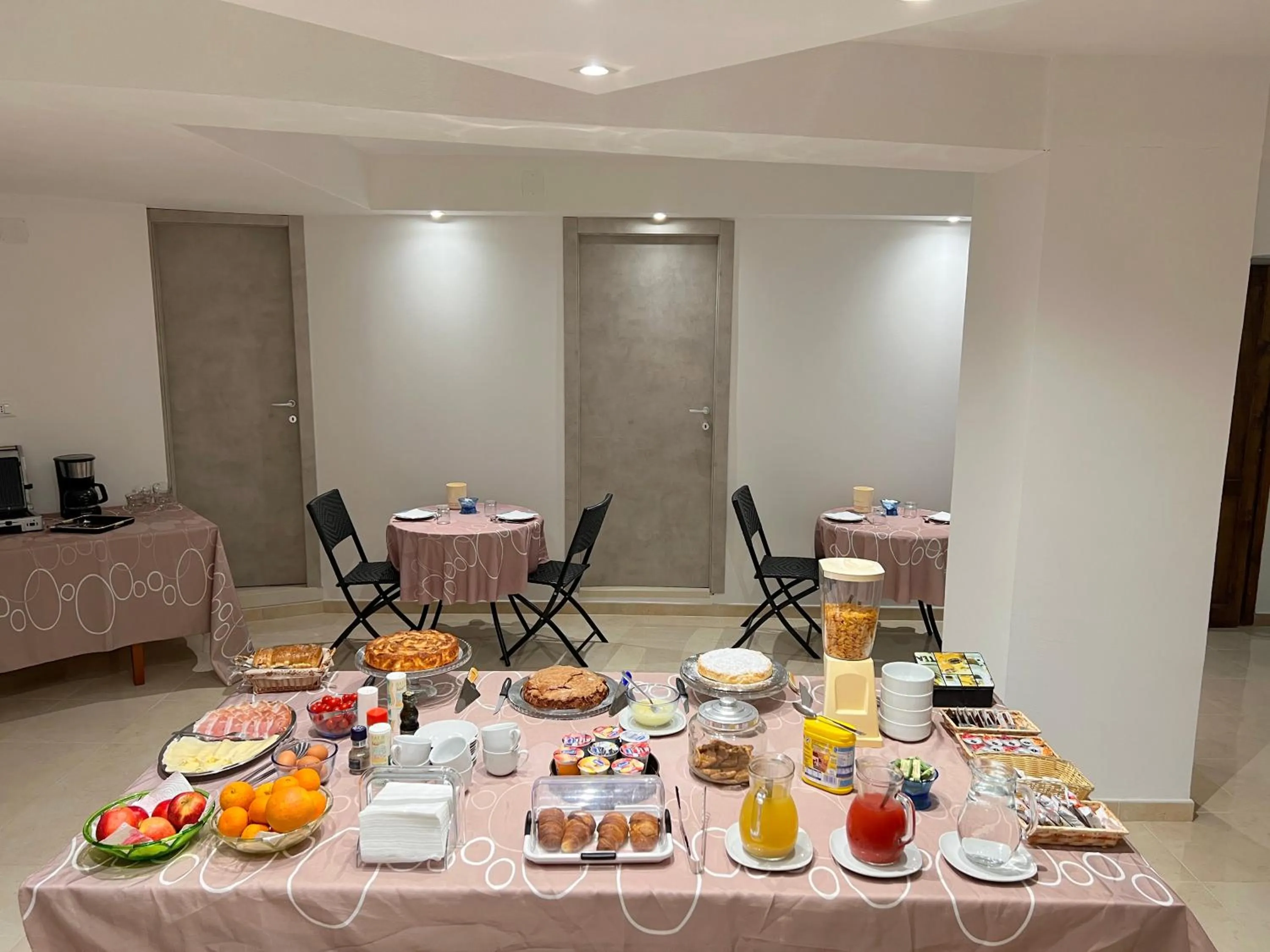 Breakfast in Magralù 2 B&B