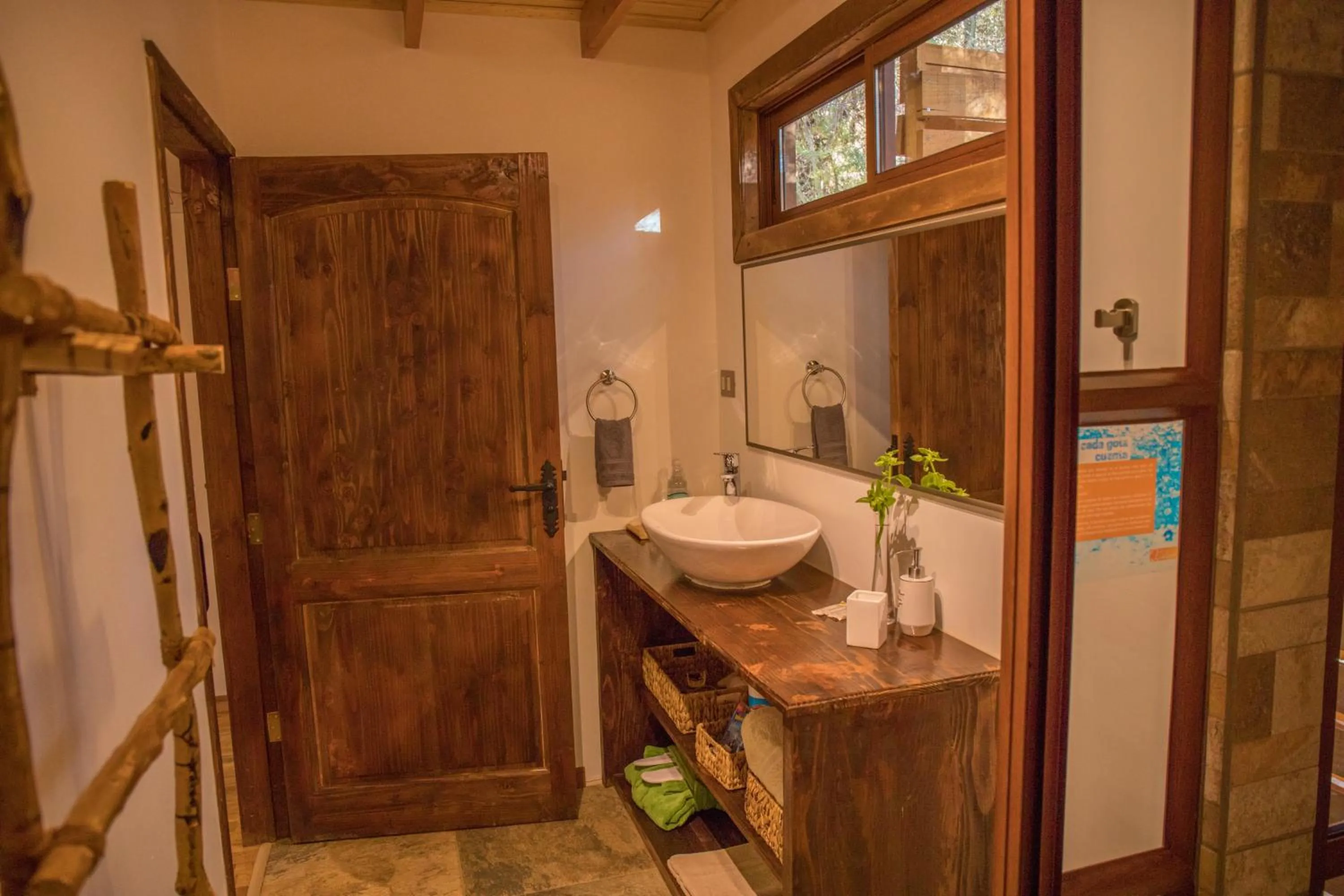 Bathroom in Lodge Quelana