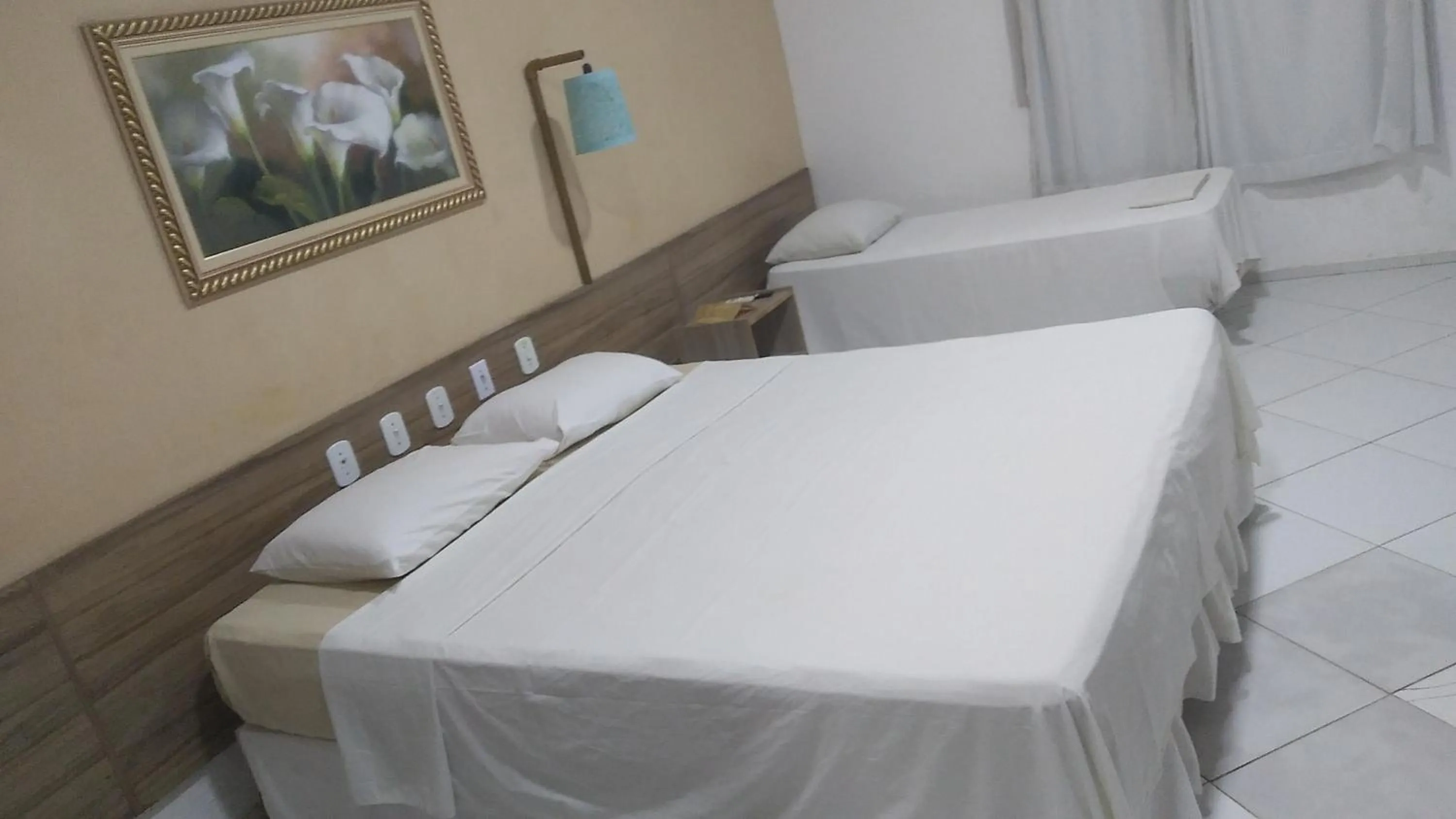 Bedroom, Bed in Delta Park Hotel