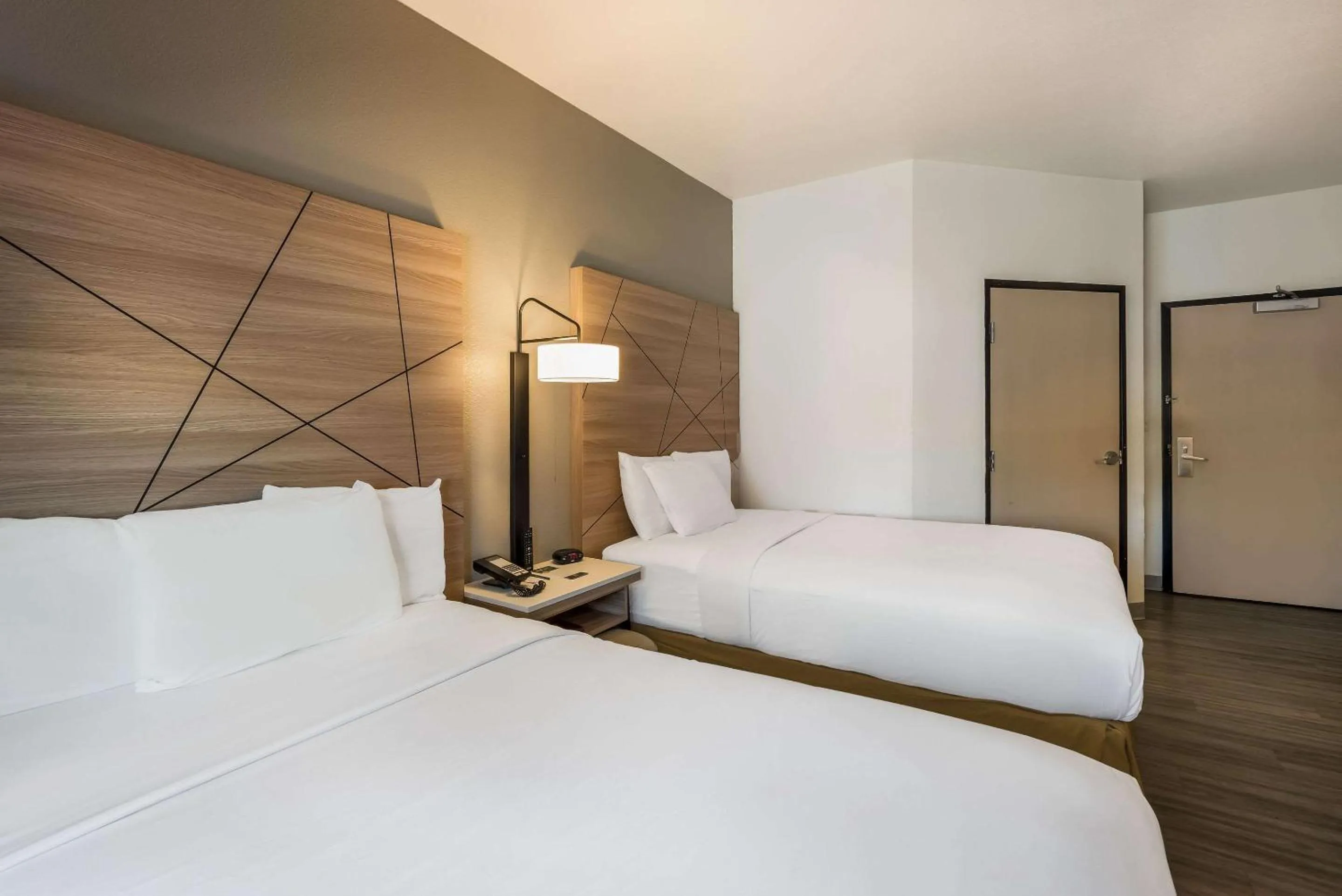 Bedroom, Bed in Quality Inn Yuba City-Marysville