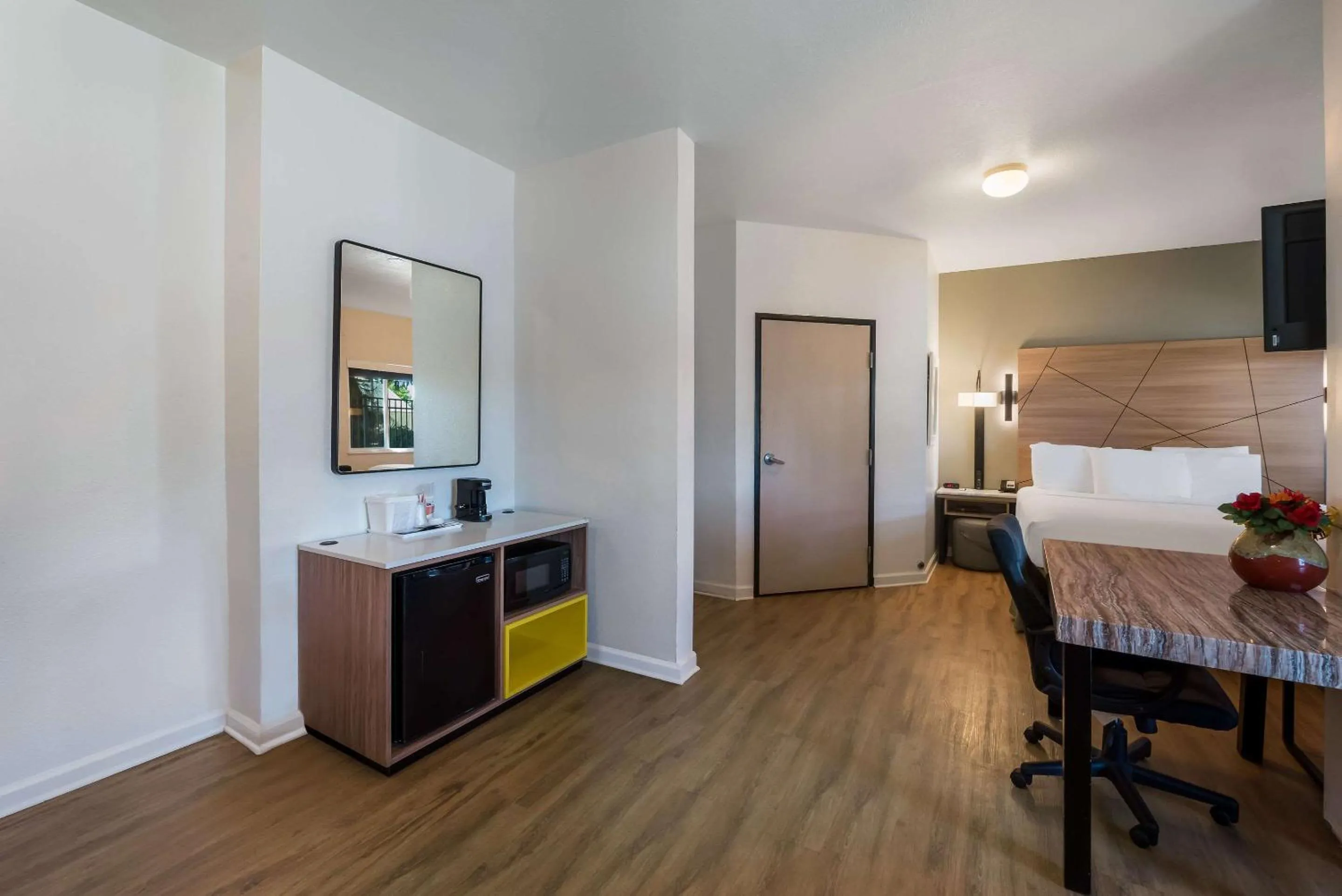 Bedroom in Quality Inn Yuba City-Marysville