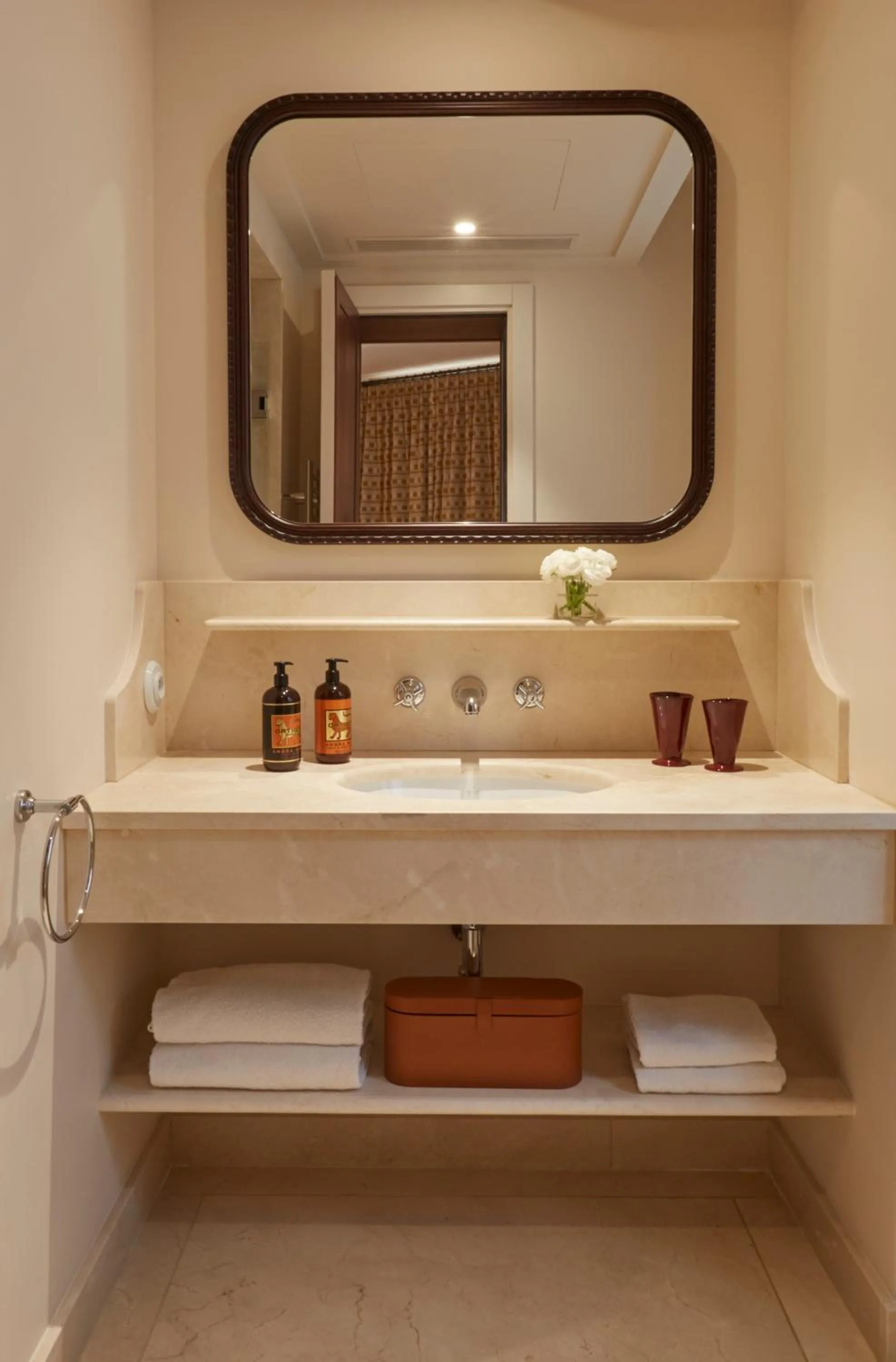 Bathroom in Hotel de Silhouette