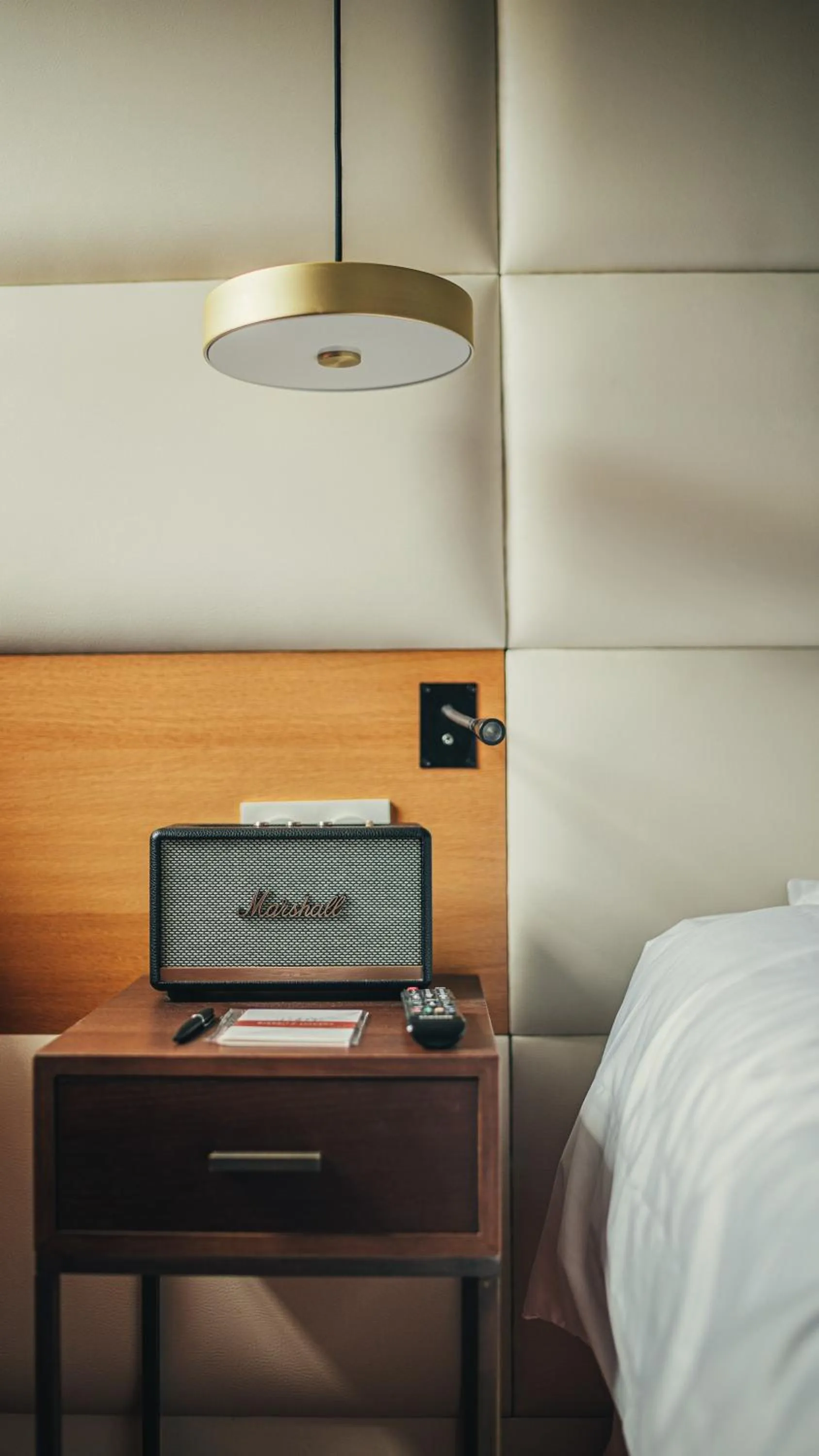 TV and multimedia, Bed in Hotel de Silhouette
