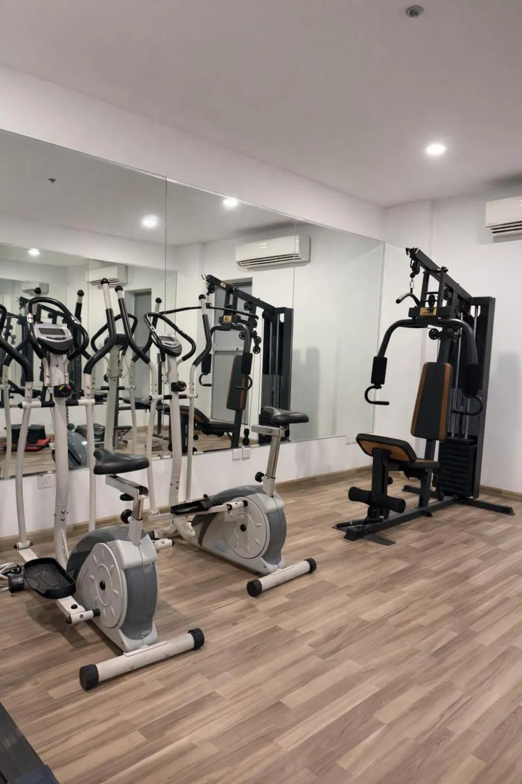 LeChateau Boutique Hotel