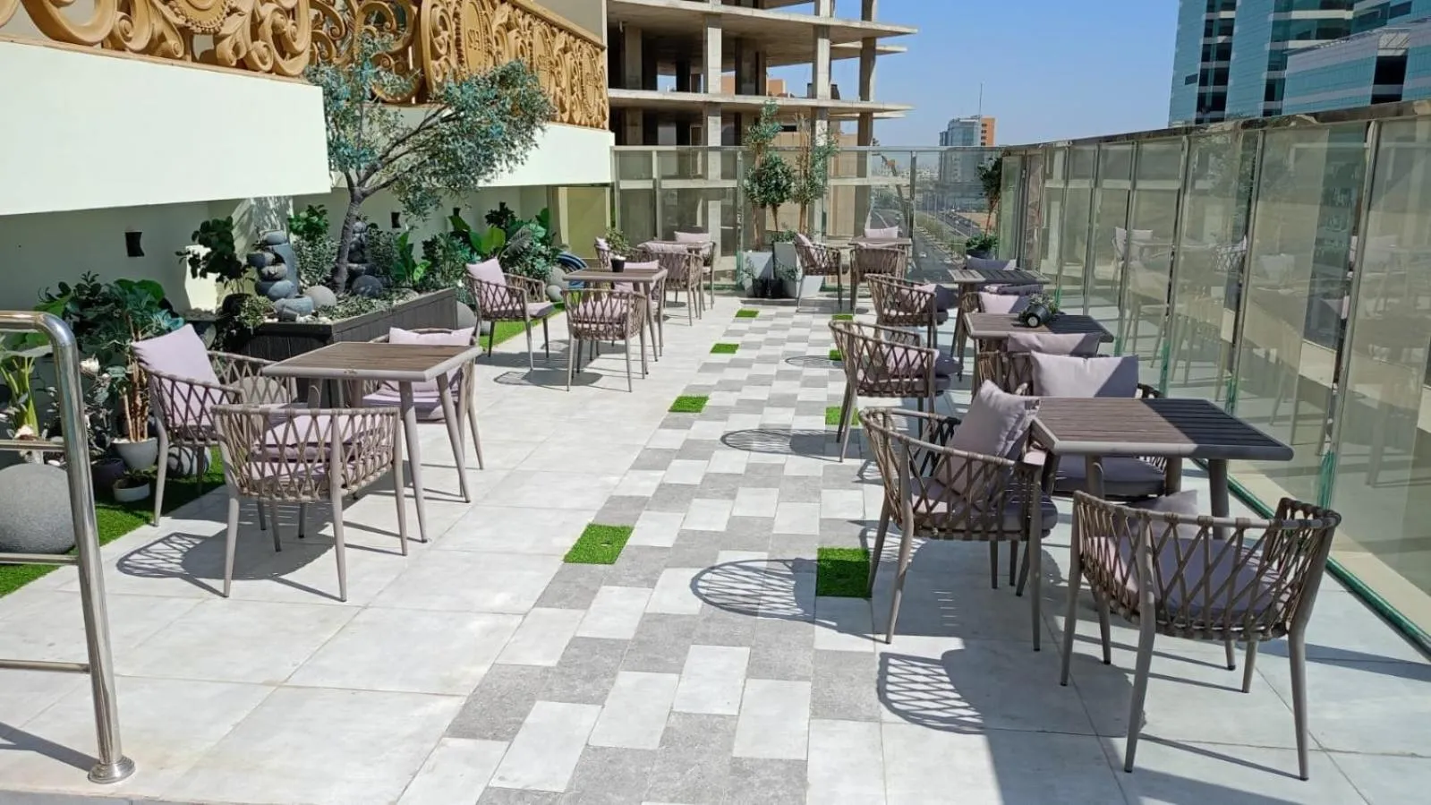 LeChateau Boutique Hotel