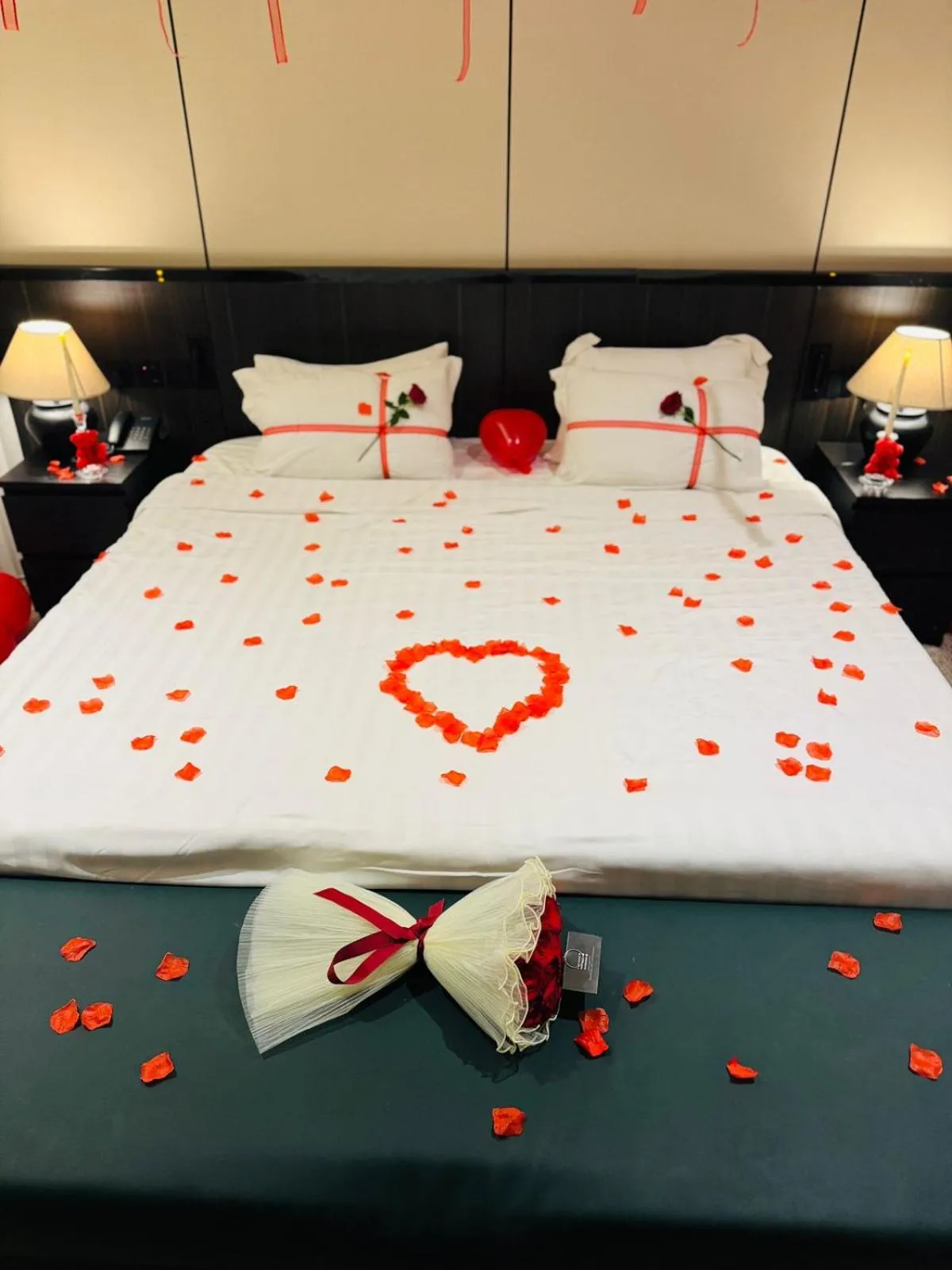 Bed in LeChateau Boutique Hotel
