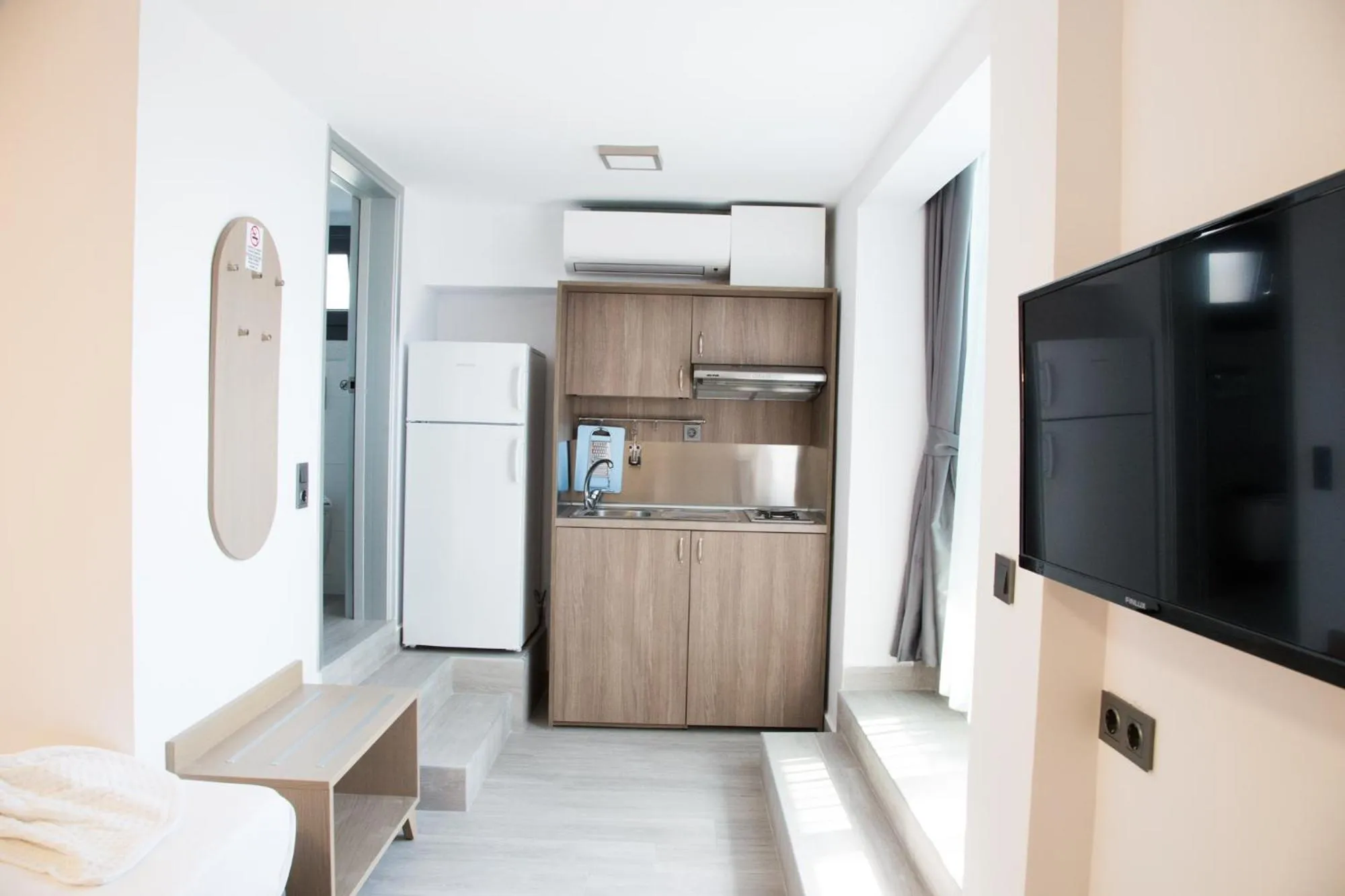 Kitchen or kitchenette in Amalia Rooms Sea View