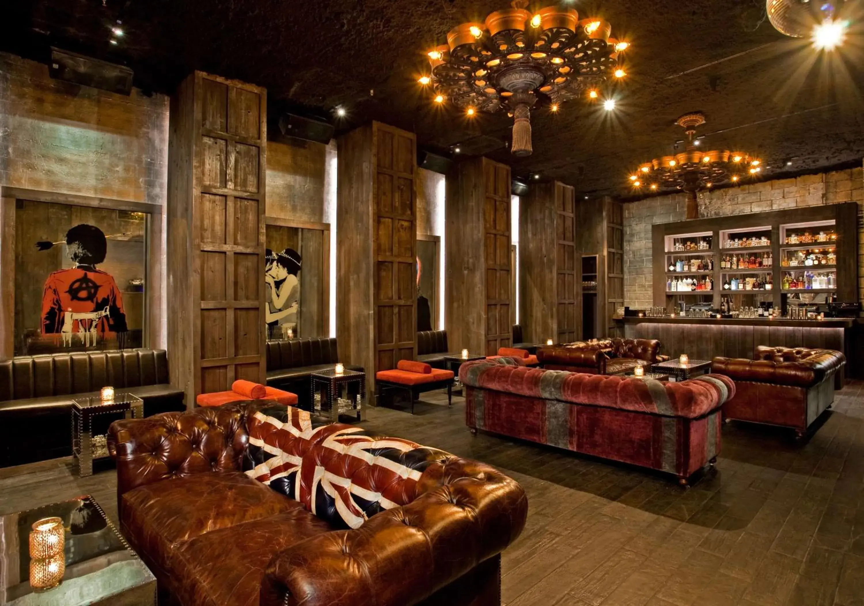 Lounge or bar in Dream Downtown, by Hyatt Lounge or bar in Dream Downtown, by Hyatt