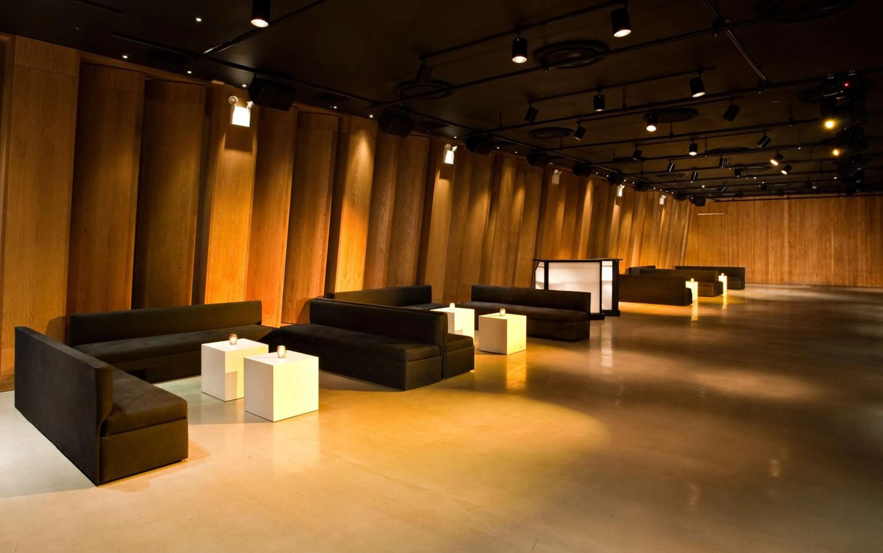 Meeting/conference room in Dream Downtown, by Hyatt