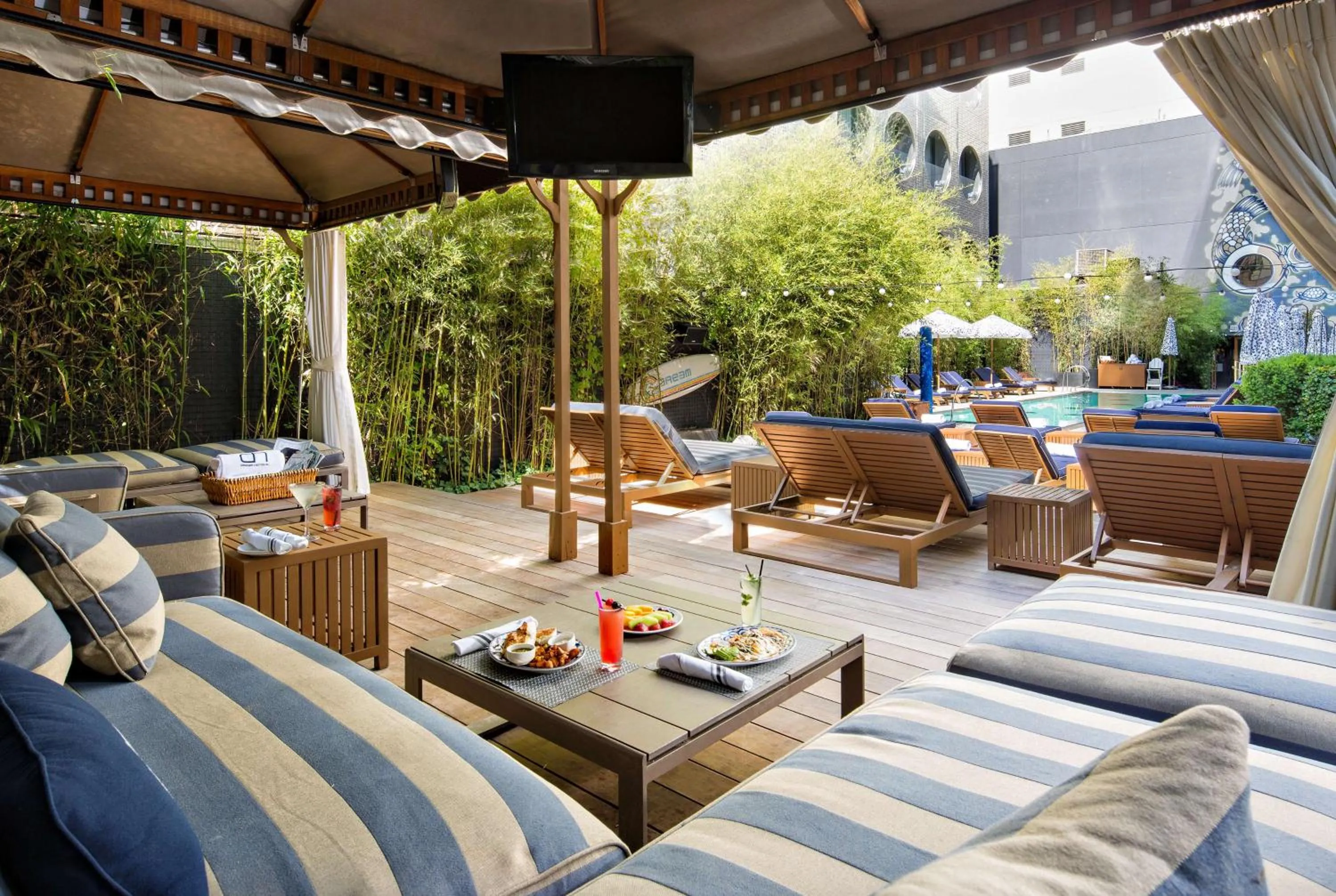 Restaurant/places to eat in Dream Downtown, by Hyatt