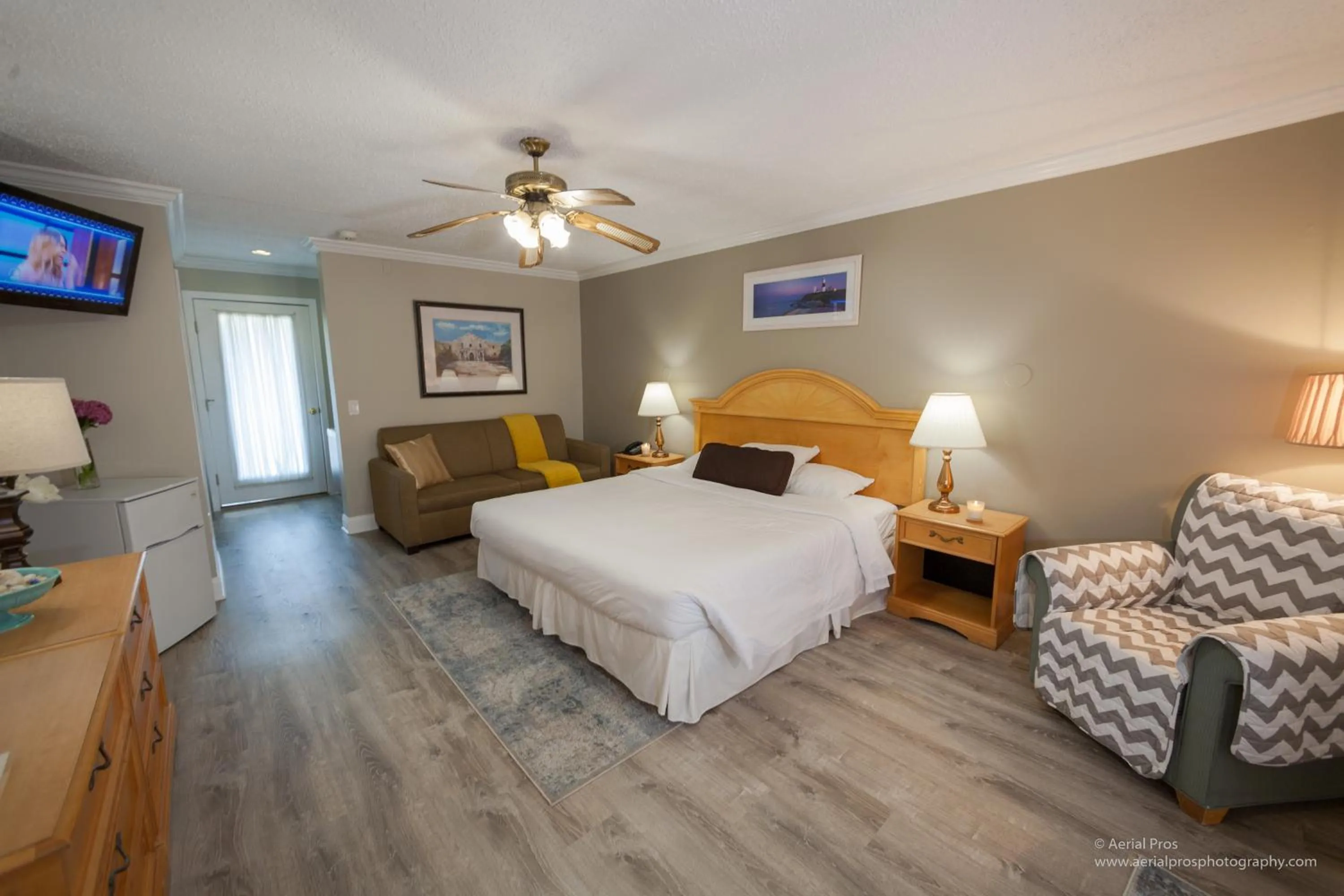 Bed in Kenny's Tipperary Inn